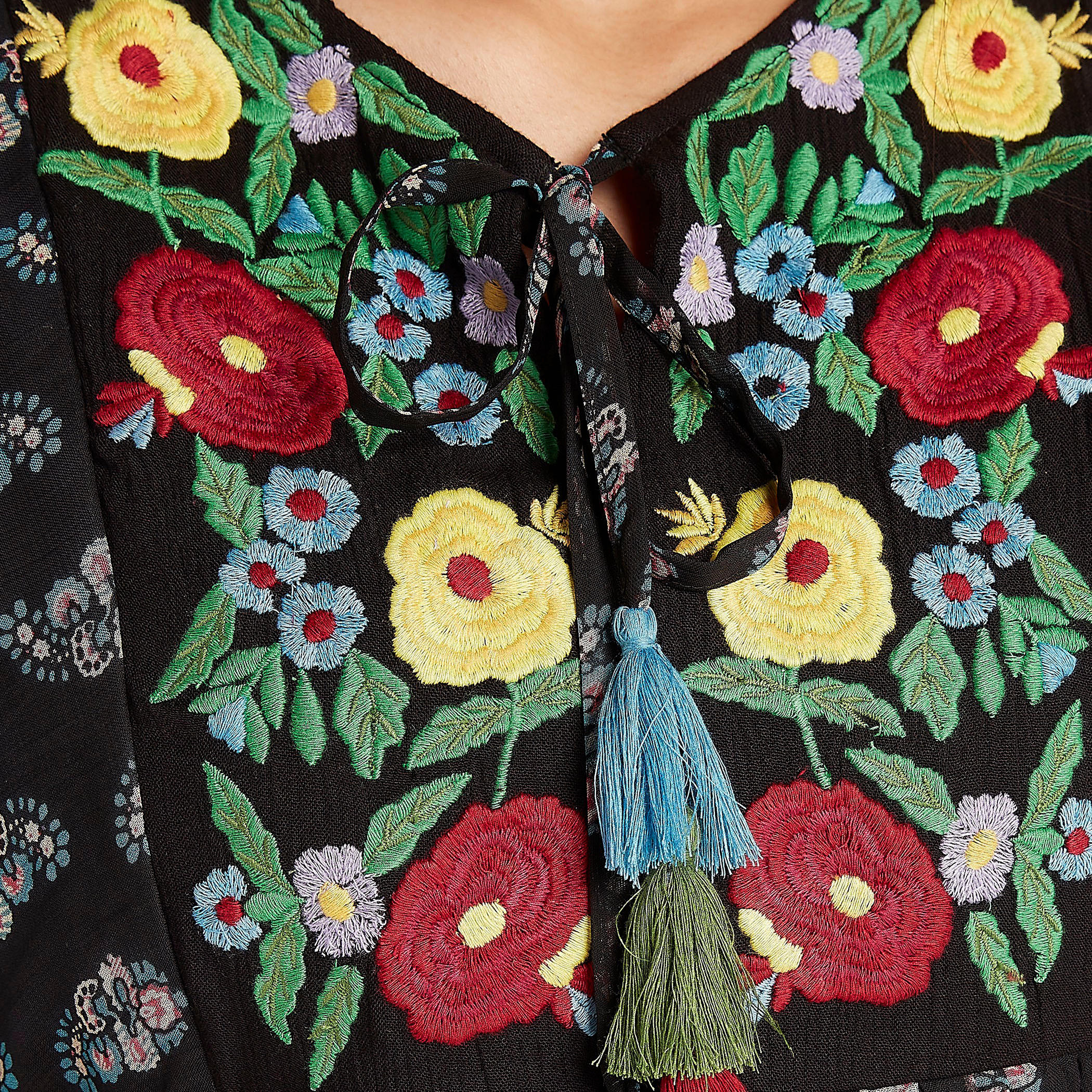 فستان مطرّز إيه لاين متوسط الطول بأكمام طويلة-women-clothing-dresses-image-3