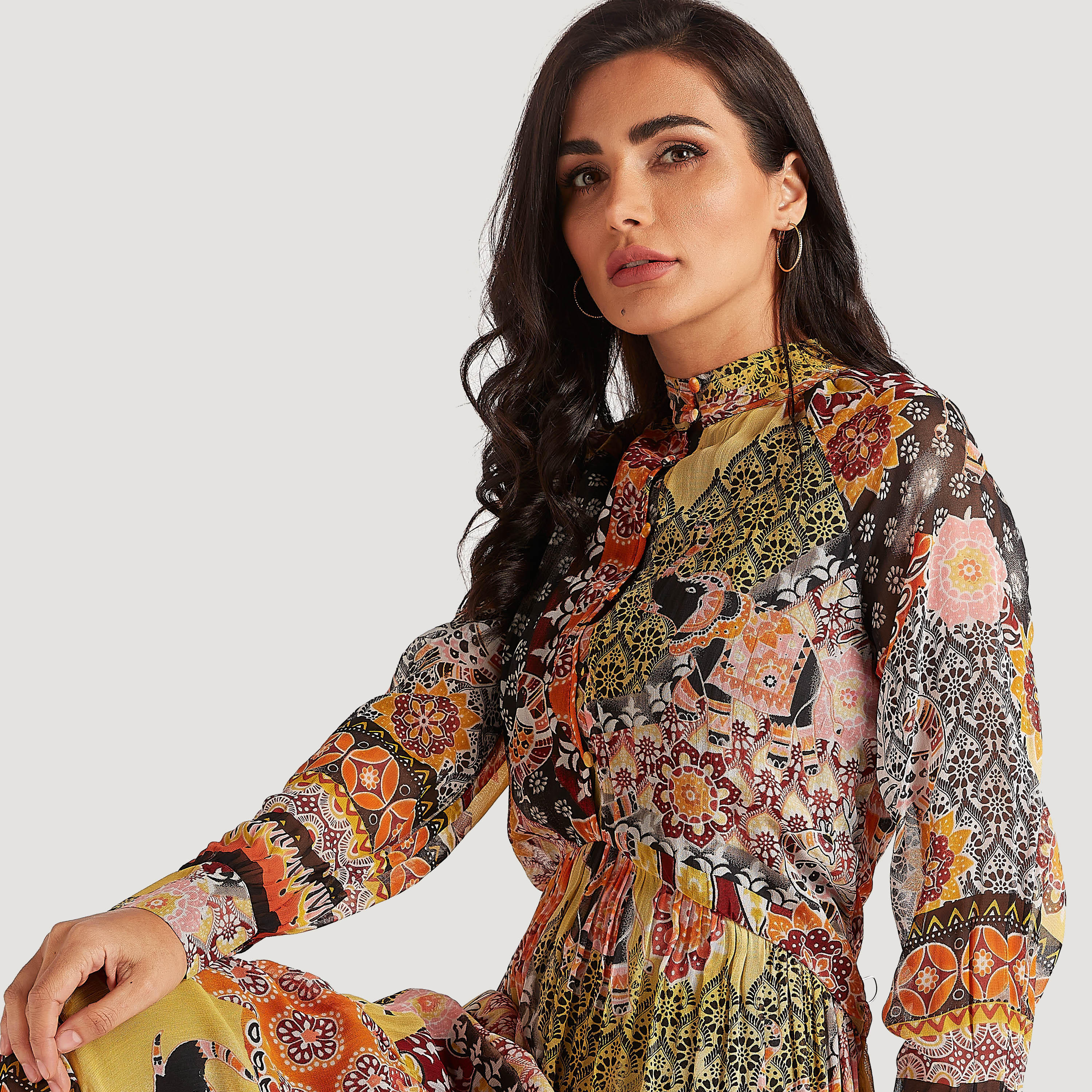 فستان طويل ايه لاين بأكمام طويلة وياقة عالية وطبعات-women-clothing-dresses-image-6