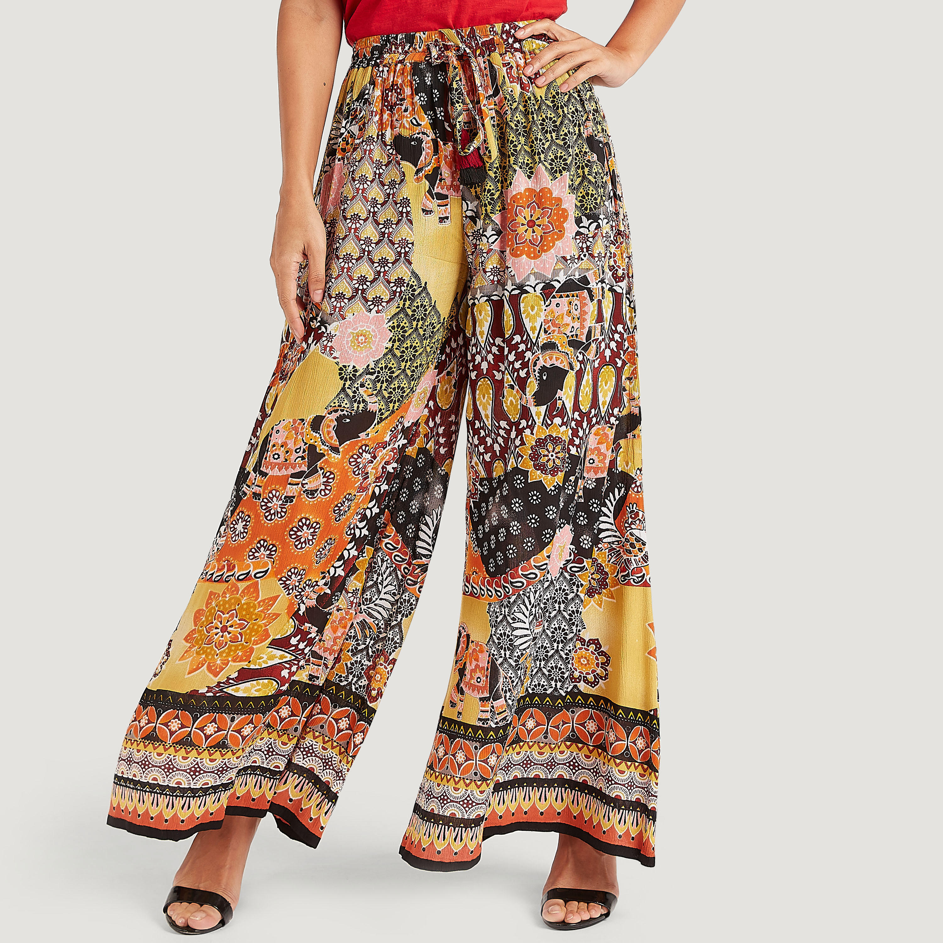بنطلون بالازو بخصر مطّاطي متوسّط الارتفاع وطبعات-women-clothing-bottoms-trousers-image-1