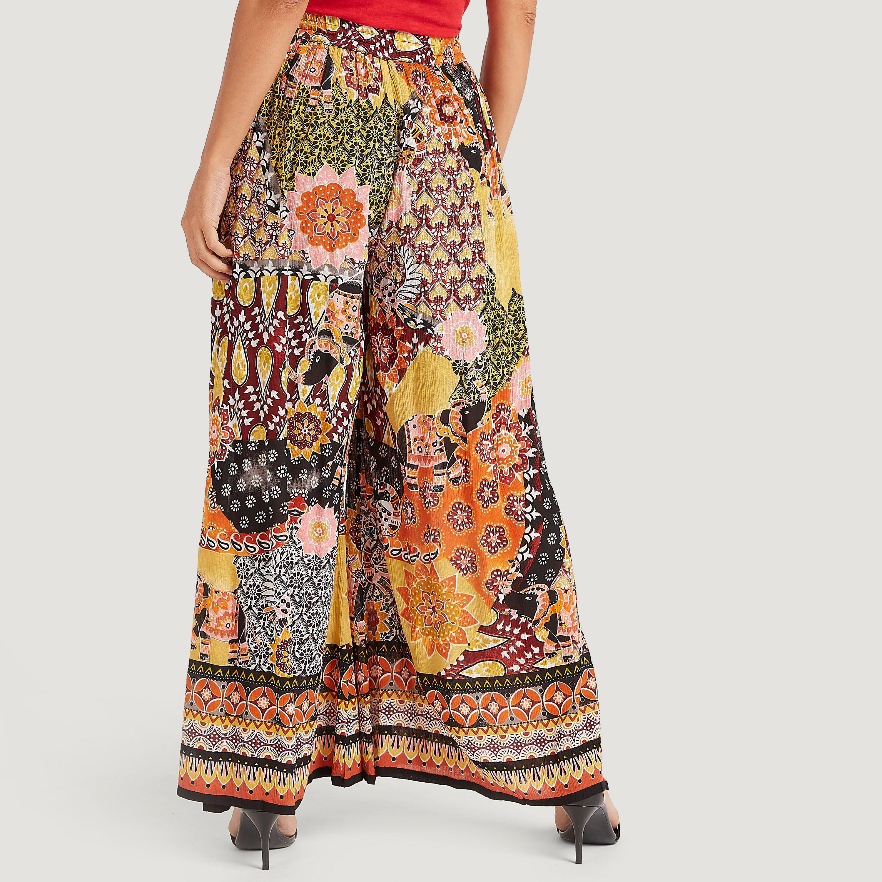 بنطلون بالازو بخصر مطّاطي متوسّط الارتفاع وطبعات-women-clothing-bottoms-trousers-image-4