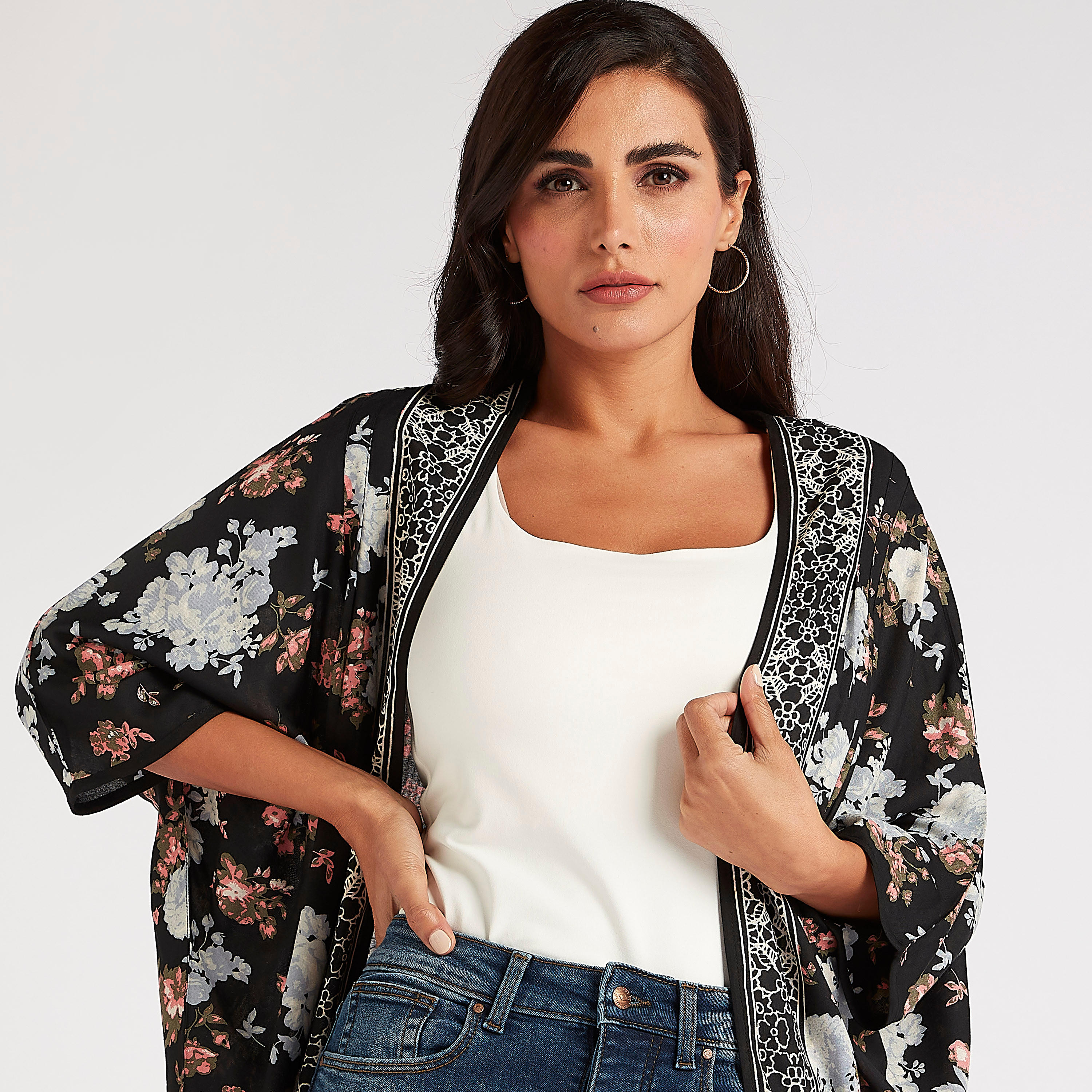 سترة كاب مفتوحة من الأمام بطبعات أزهار-women-clothing-shirtsandblouses-blouses-image-3