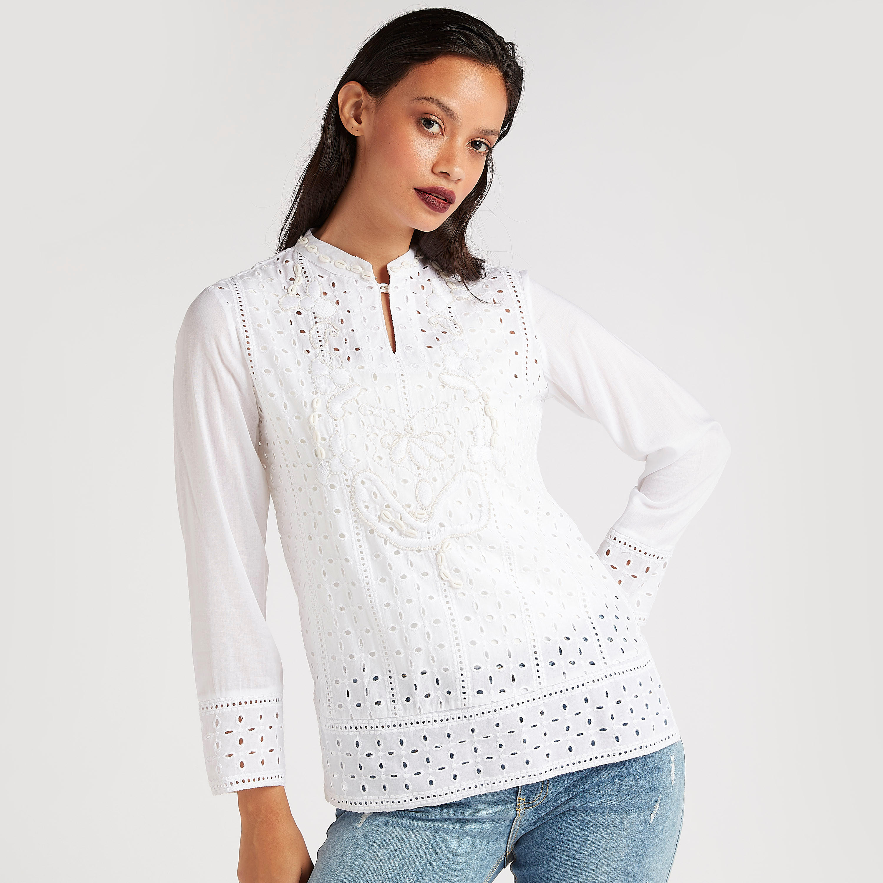 بلوزة مزيّنة بياقة عالية وأكمام طويلة-women-clothing-shirtsandblouses-blouses-image-4