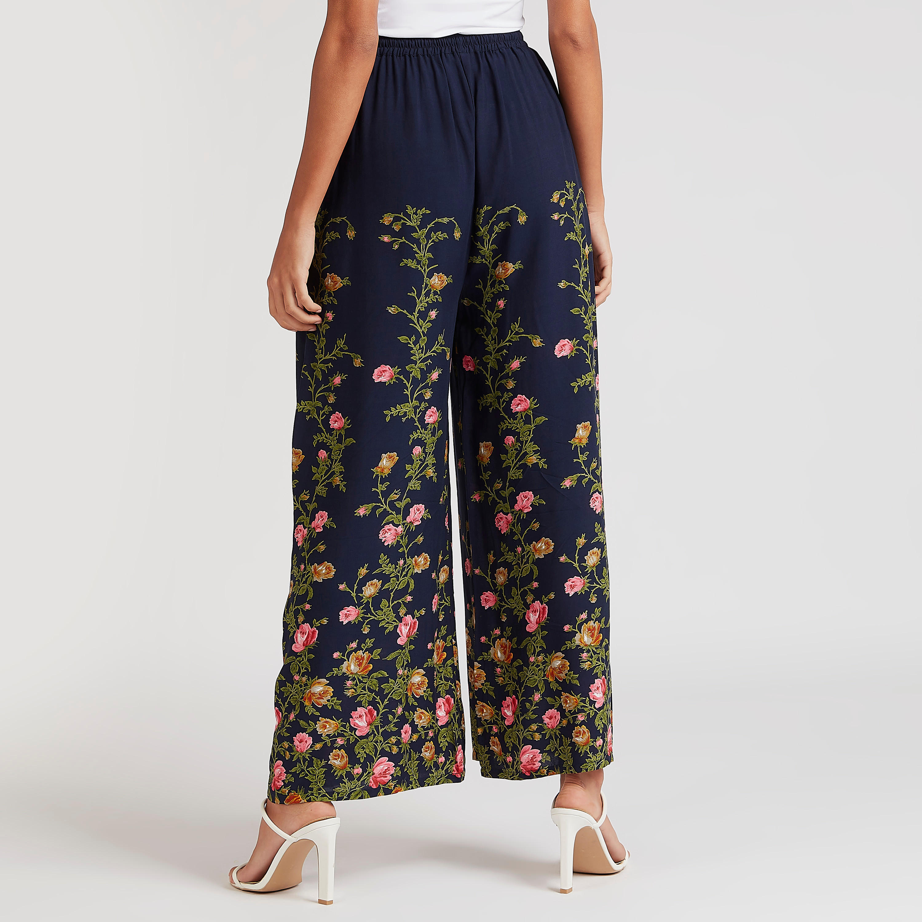 بنطلون واسع بخصر متوسط الارتفاع بطبعات أزهار وخصر مطّاطي-women-clothing-bottoms-trousers-image-4