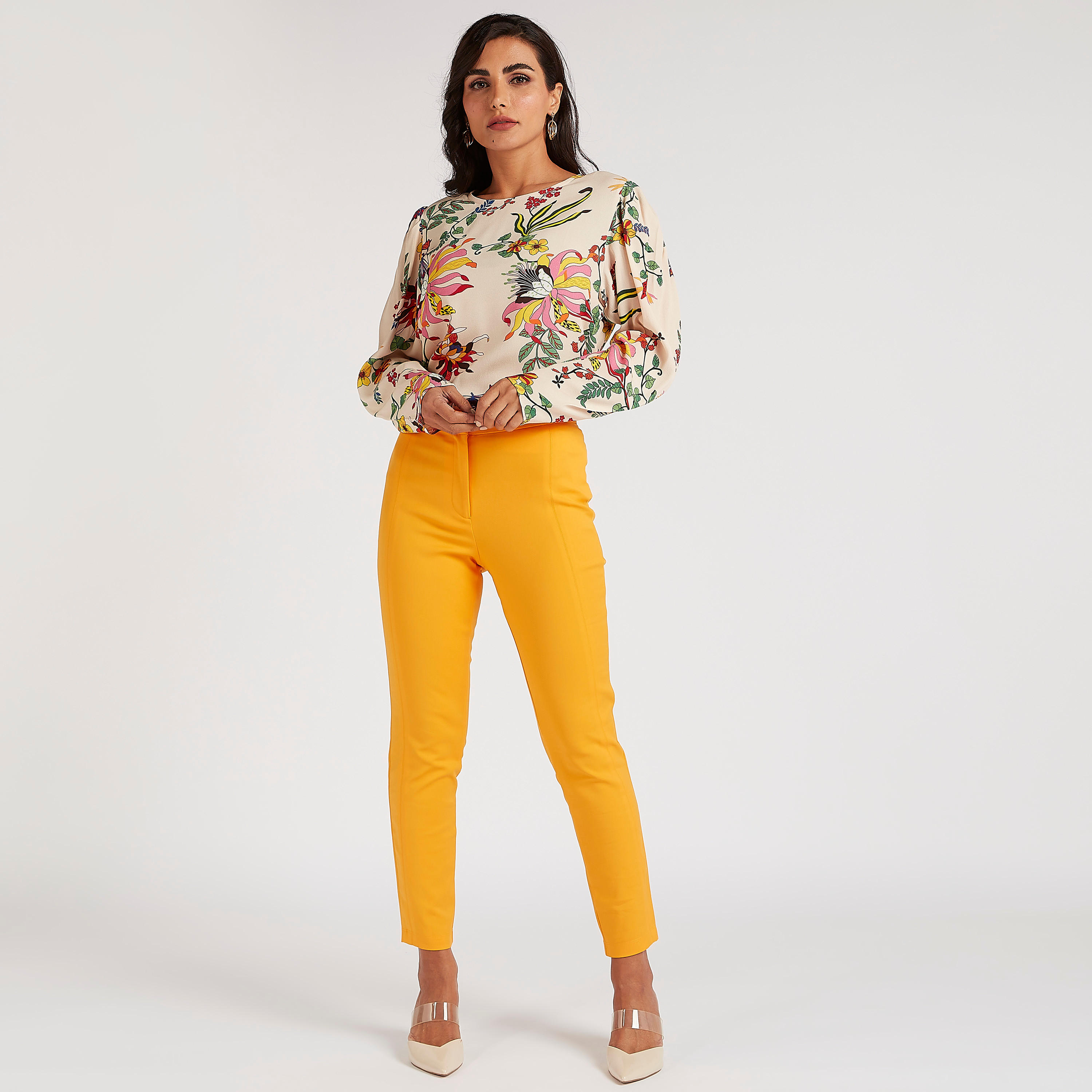 بلوزة بياقة مستديرة وأكمام طويلة وطبعات زهرية-women-clothing-shirtsandblouses-blouses-image-2