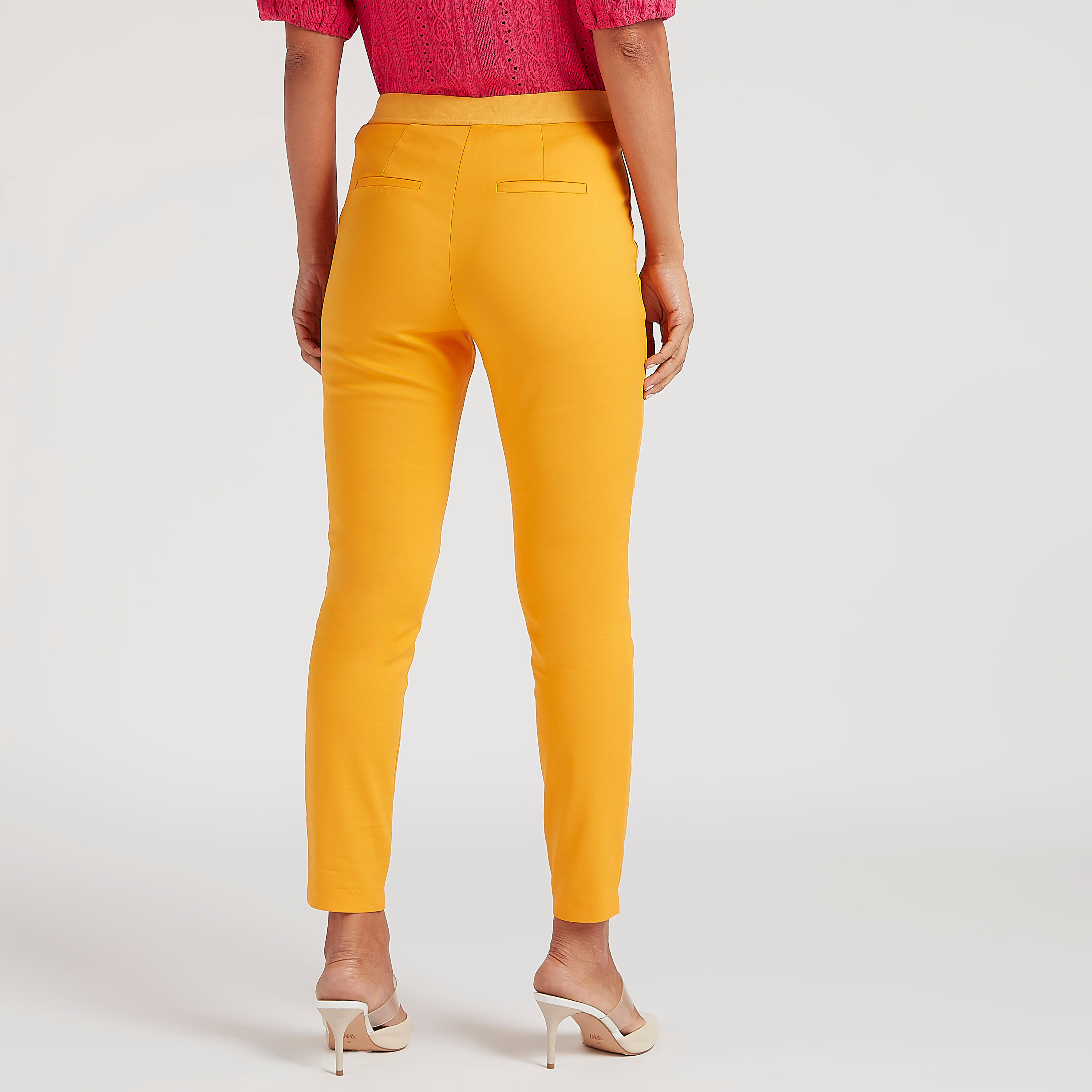 بنطلون سادة بقصّة سليم وخصر متوسط الارتفاع وسحاب إغلاق-women-clothing-bottoms-trousers-image-2