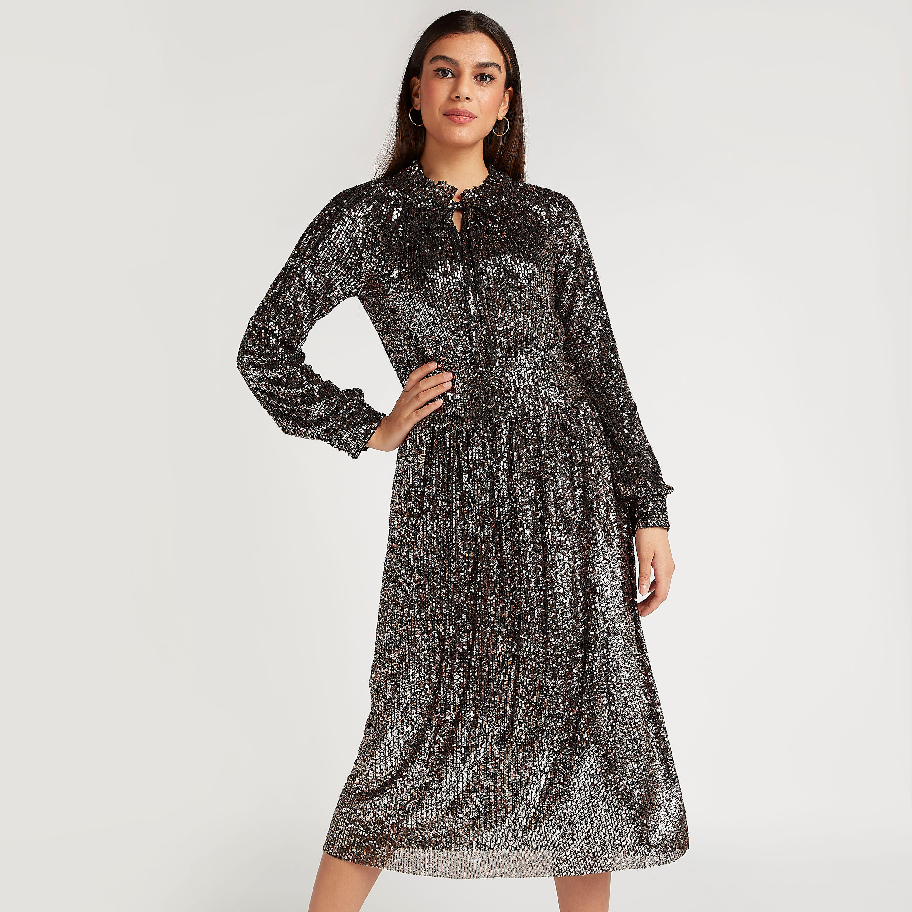 فستان إيه لاين ميدي مزيّن بأكمام قصيرة وربطة عنق-women-clothing-dresses-image-1