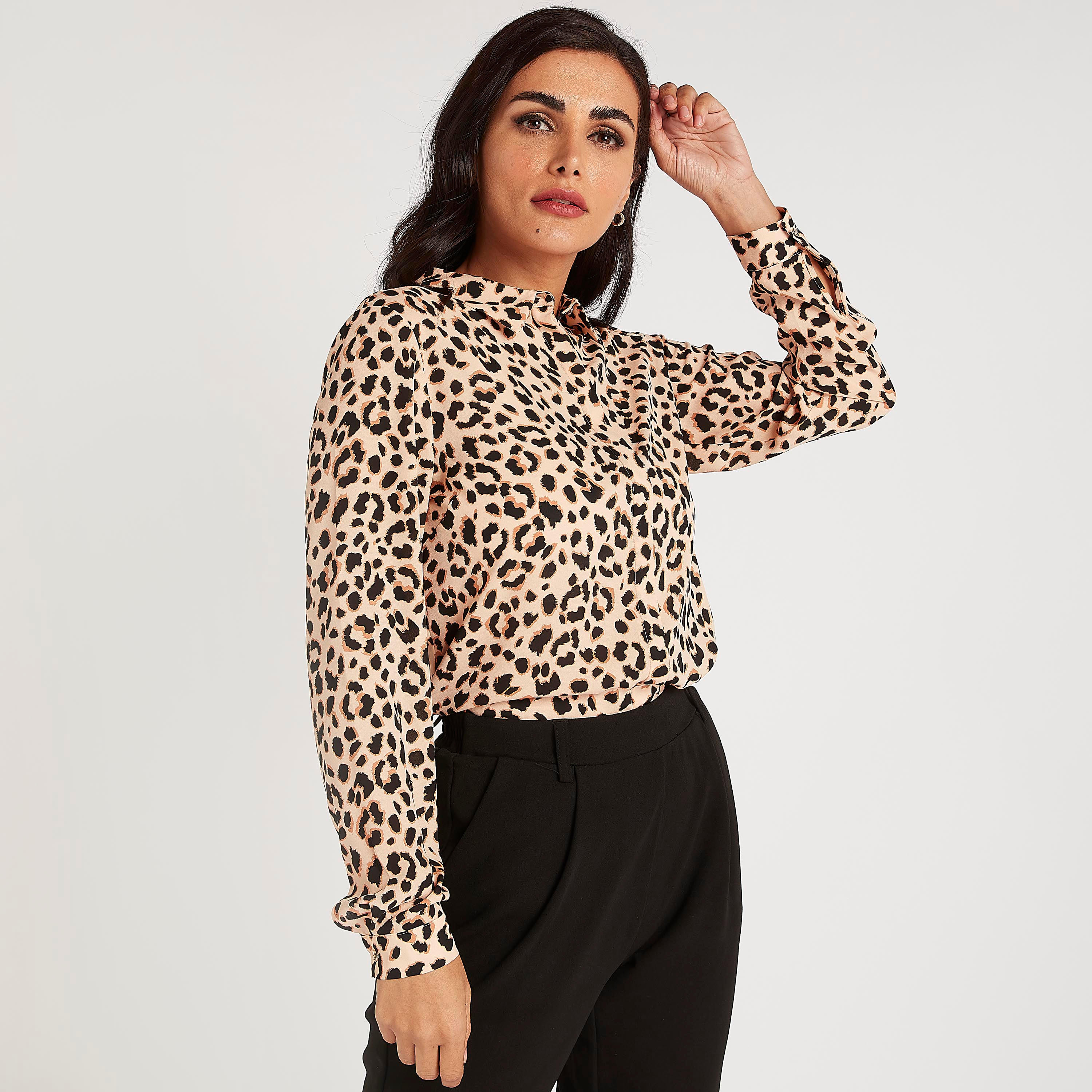قميص بأكمام طويلة وطبعات حيوانات-women-clothing-shirtsandblouses-shirts-image-3