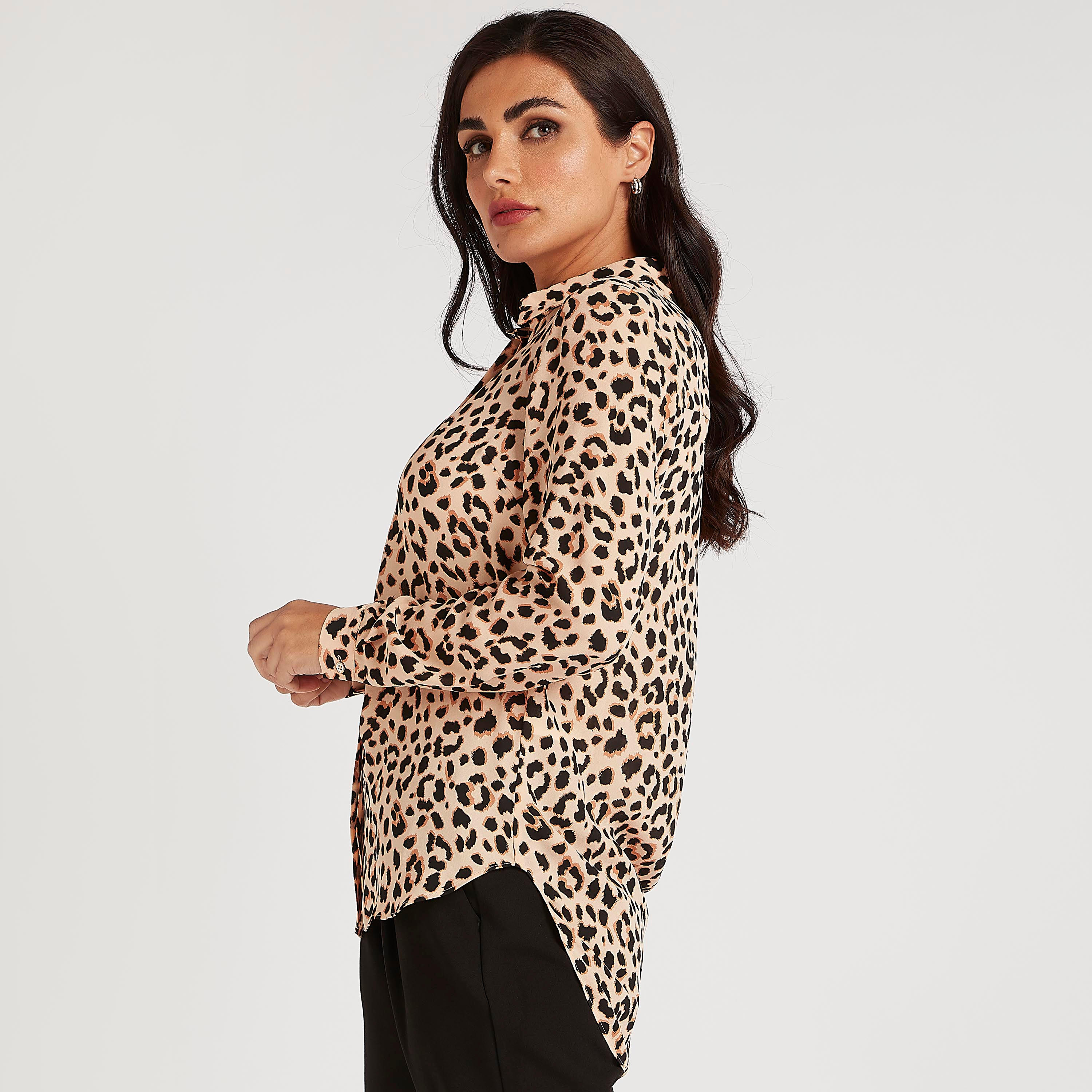 قميص بأكمام طويلة وطبعات حيوانات-women-clothing-shirtsandblouses-shirts-image-5