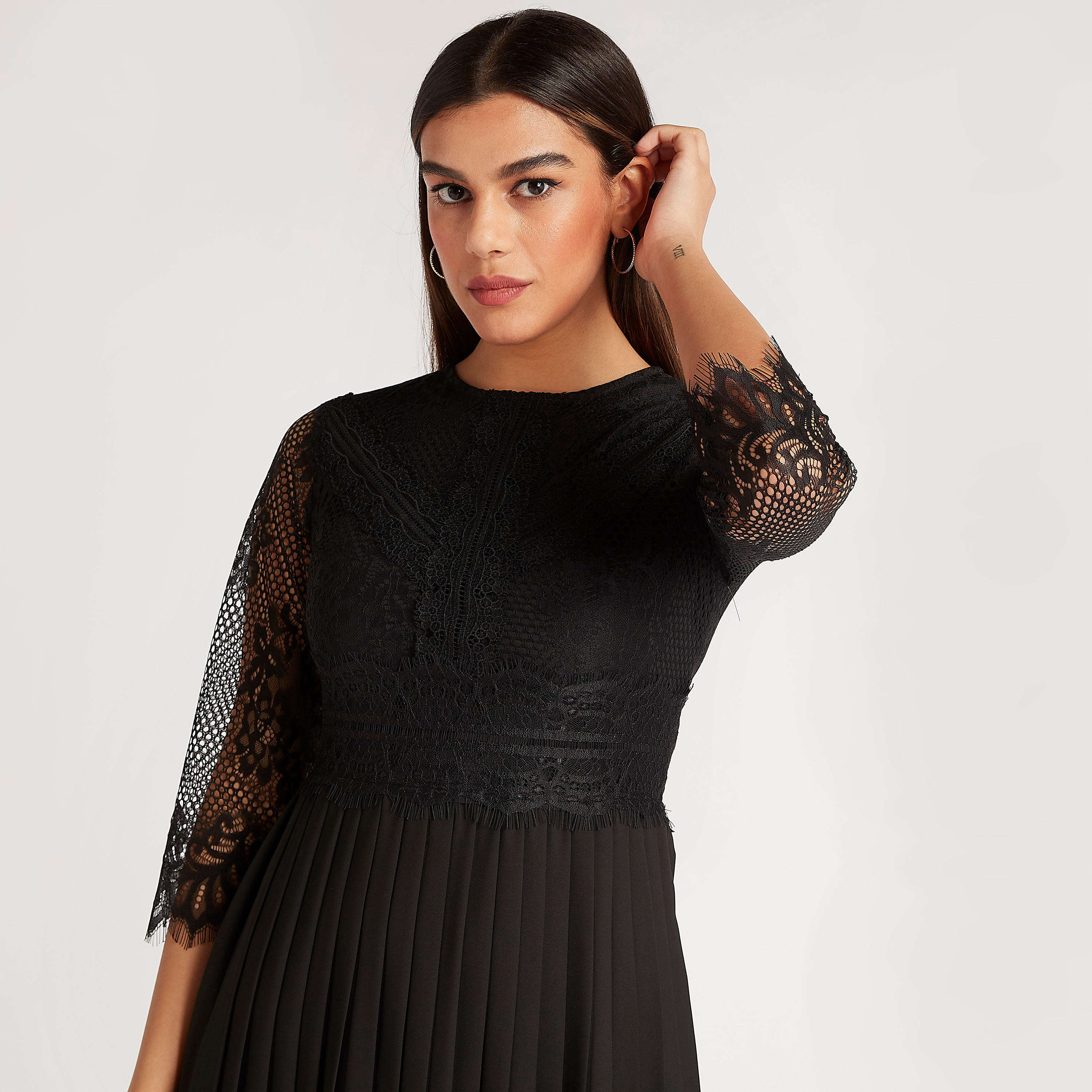 Lace Detail Midi A-line Dress with Crew Neck and 3/4 Sleeves-women-clothing-dresses-image-3
