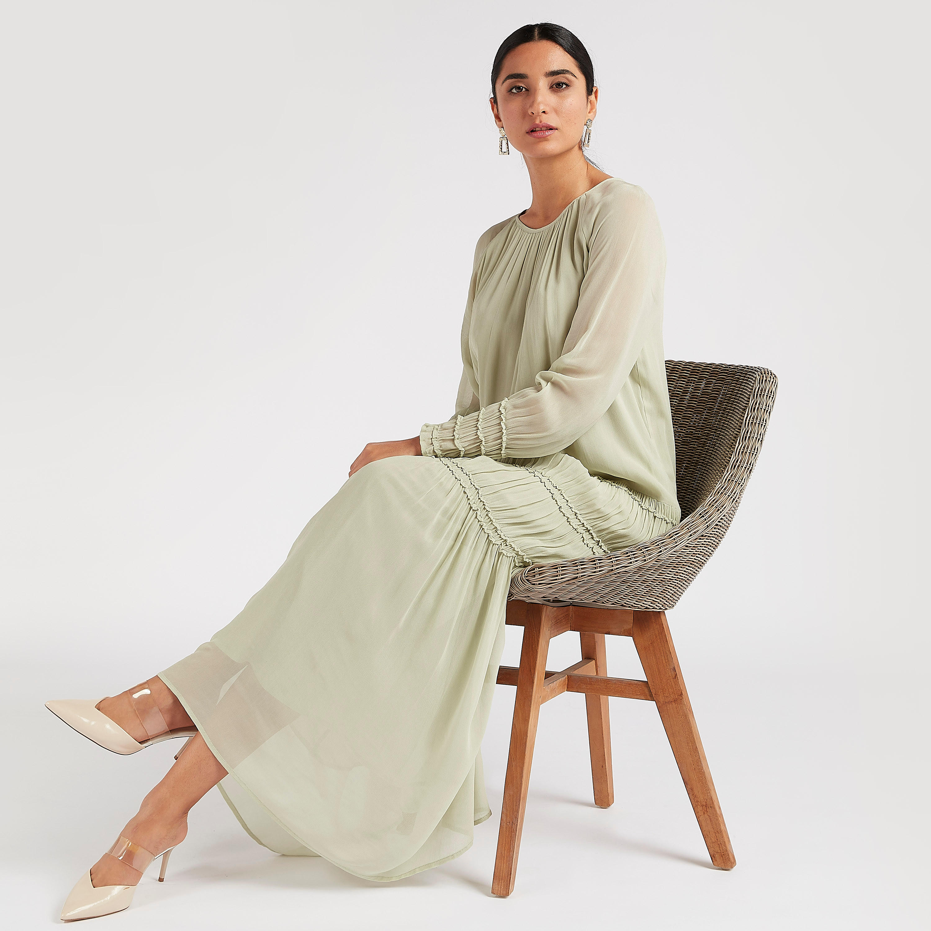فستان طويل إيه لاين بارز الملمس بتفاصيل كشكش-women-clothing-dresses-image-1