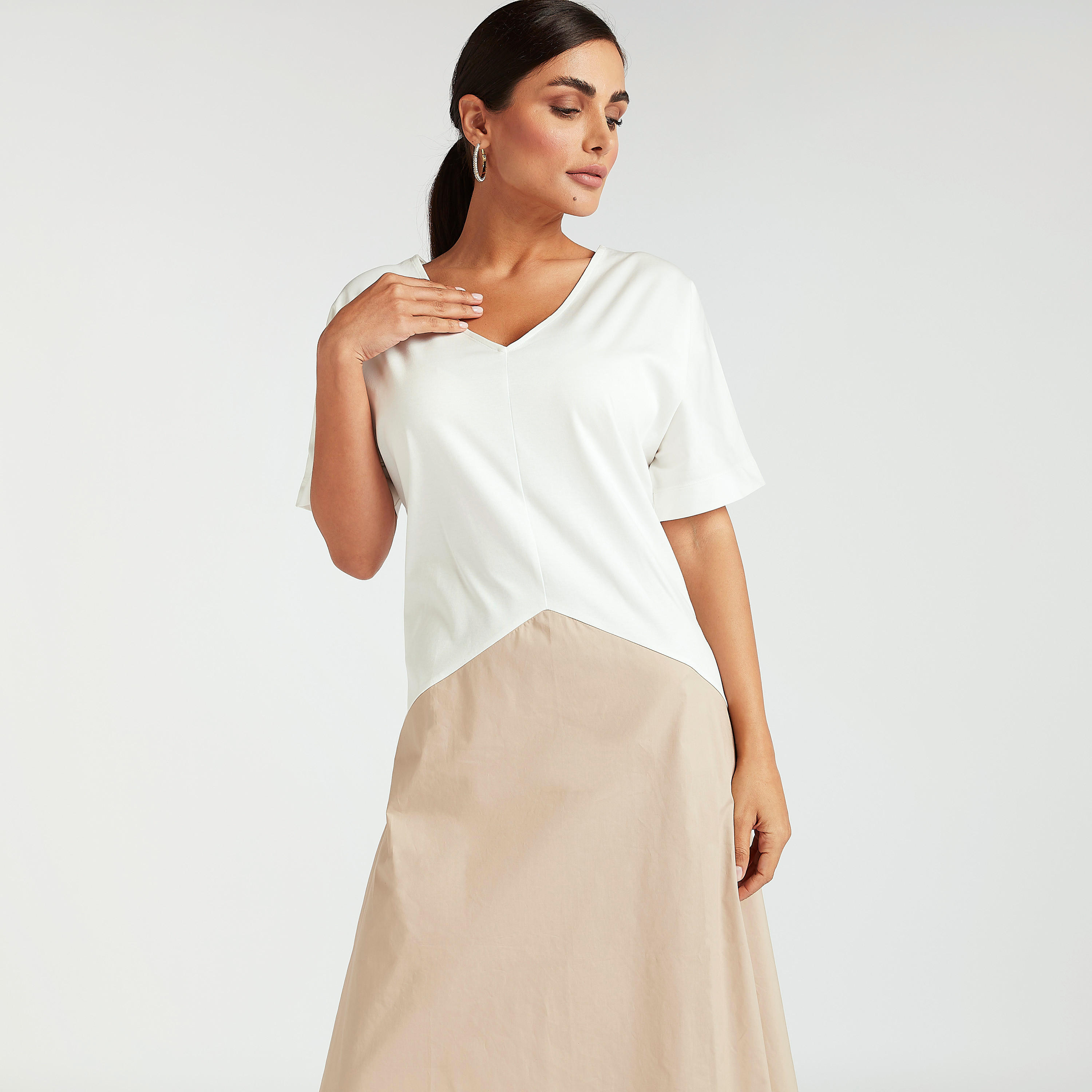 فستان إيه لاين سادة ميدي بياقة V وأكمام قصيرة-women-clothing-dresses-image-4