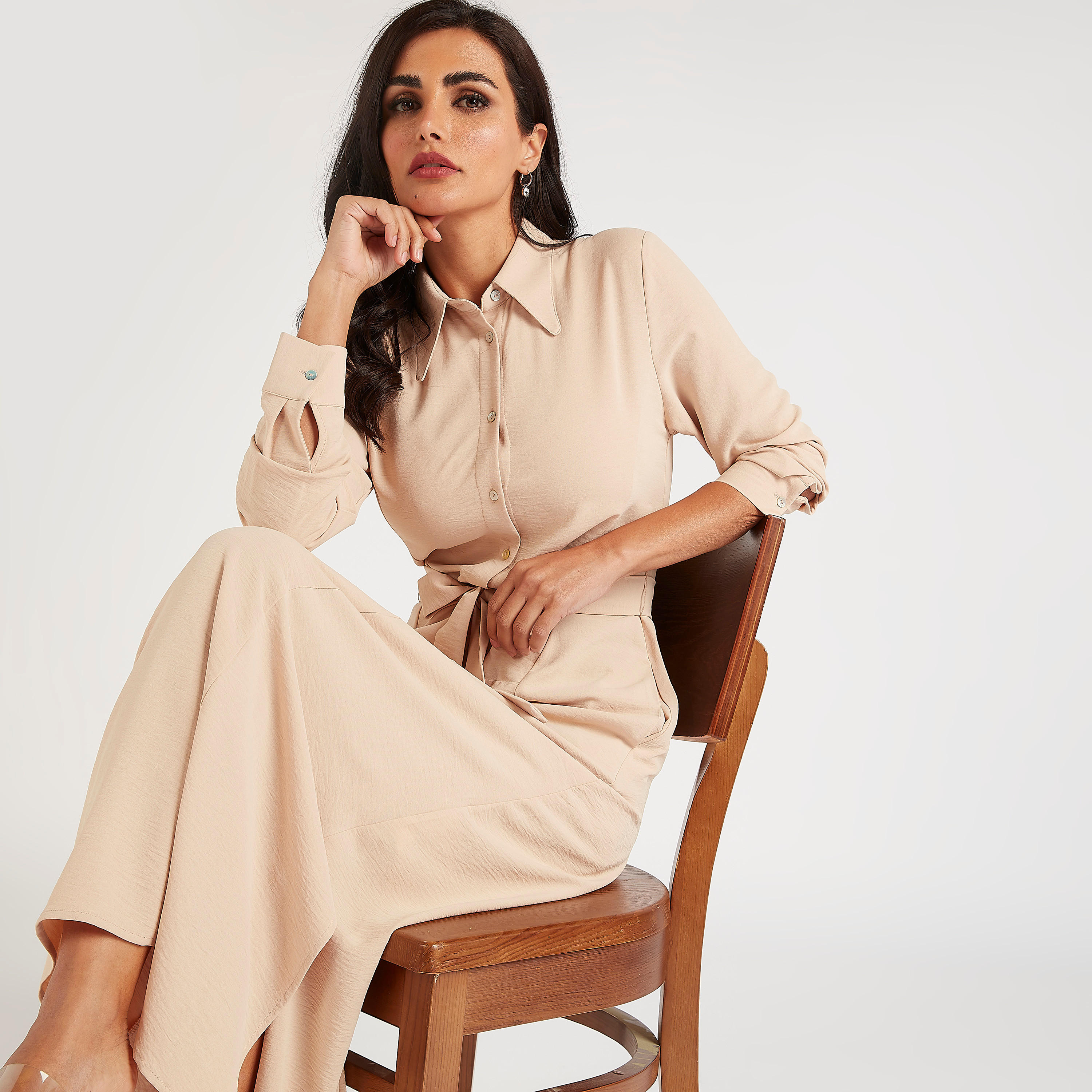 فستان قميص طويل بارز الملمس بياقة عادية ورباط وفتحة-women-clothing-dresses-image-3