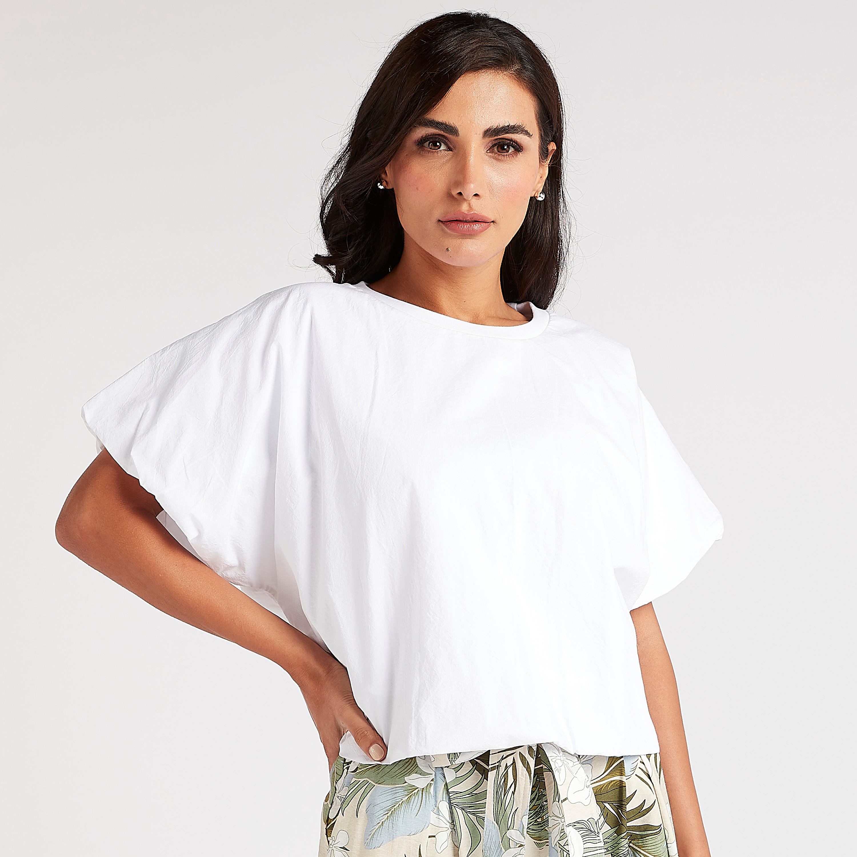 بلوزة سادة بياقة ضيّقة وأكمام قصيرة-women-clothing-shirtsandblouses-blouses-image-2