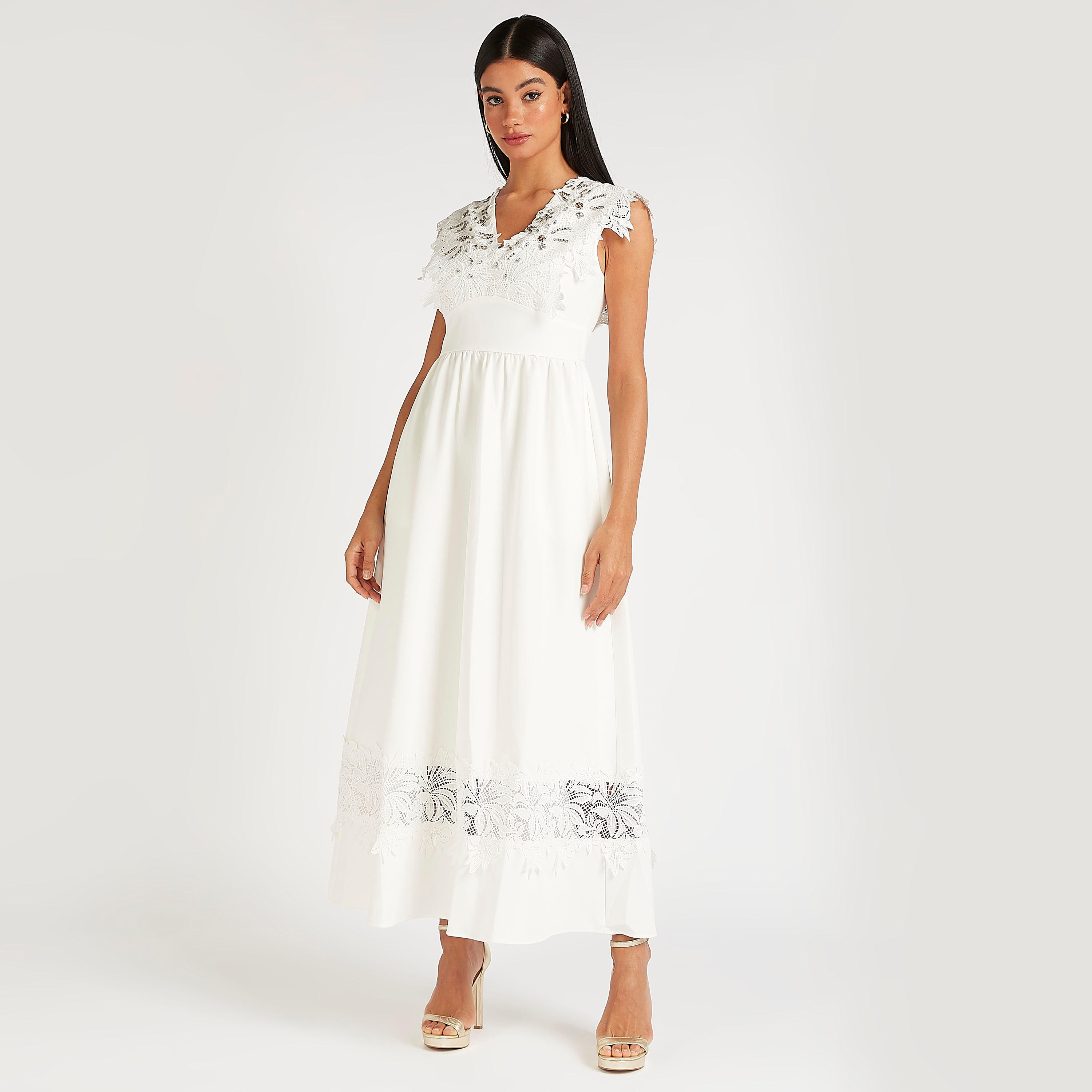 فستان إيه لاين مزيّن طويل بياقة V وجيوب من آيكونيك-women-clothing-dresses-image-3