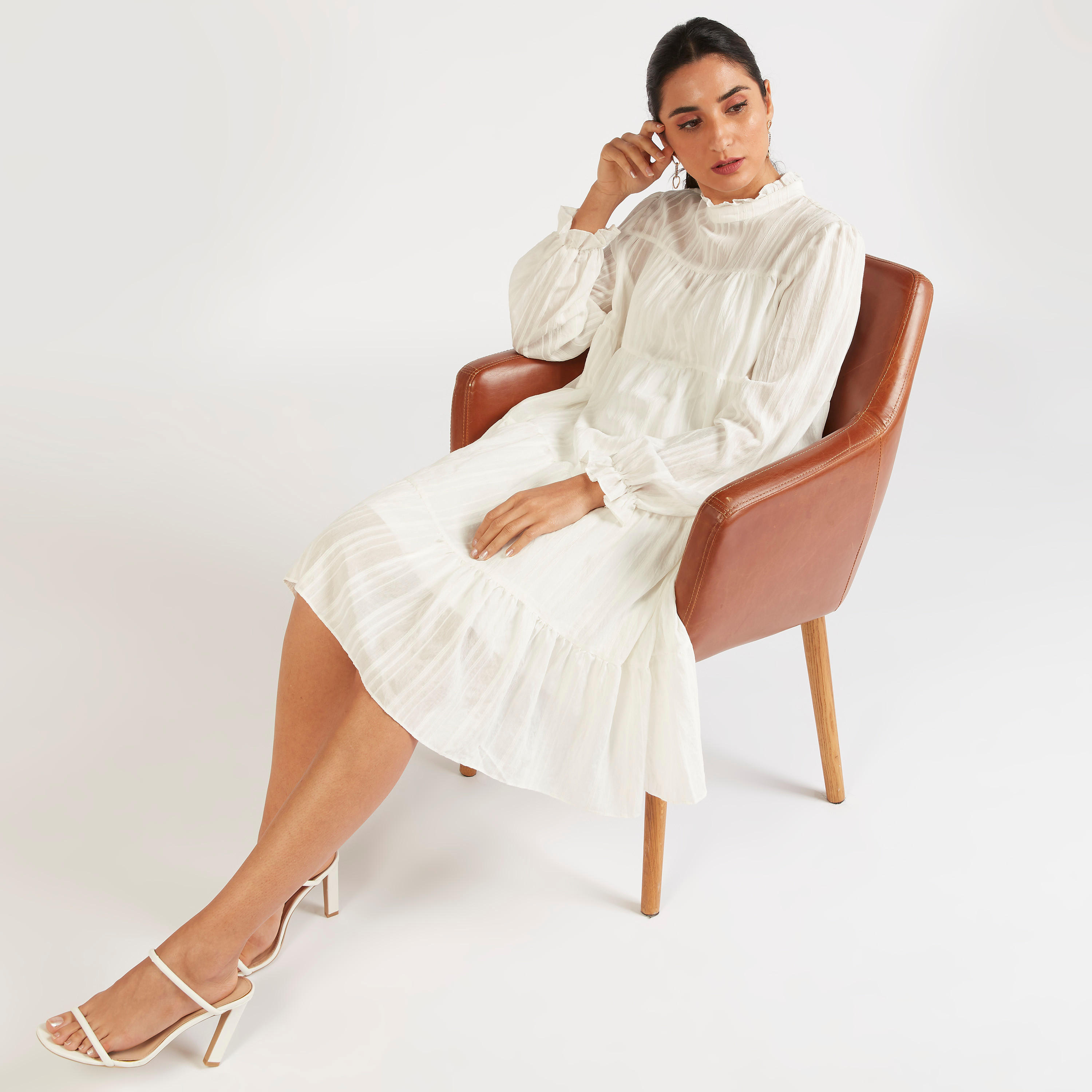 فستان بارز الملمس بياقة كشكش عالية وجيوب-women-clothing-dresses-image-5