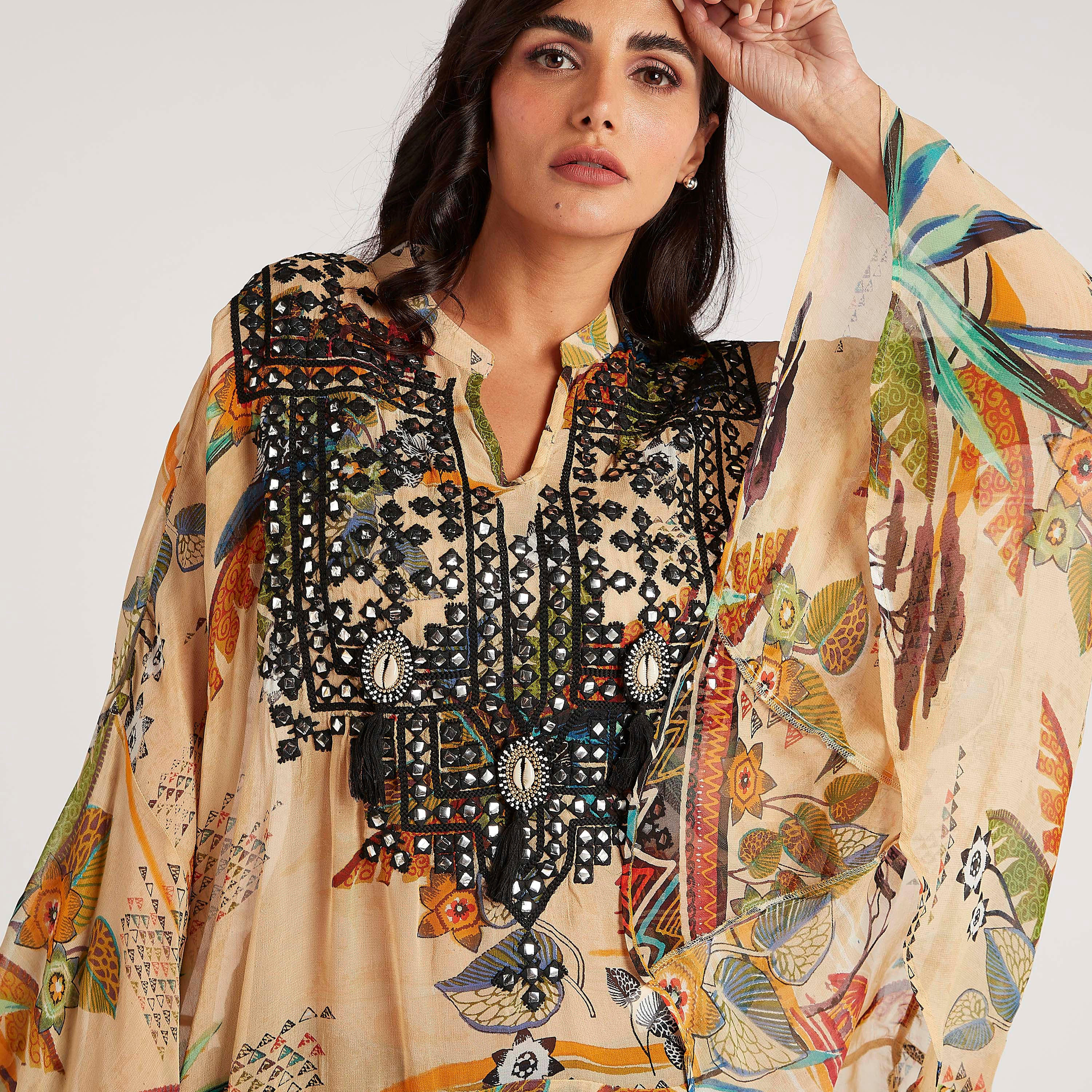 تونيك مزيّن بأكمام واسعة وياقة ماندرين-women-clothing-shirtsandblouses-blouses-image-3