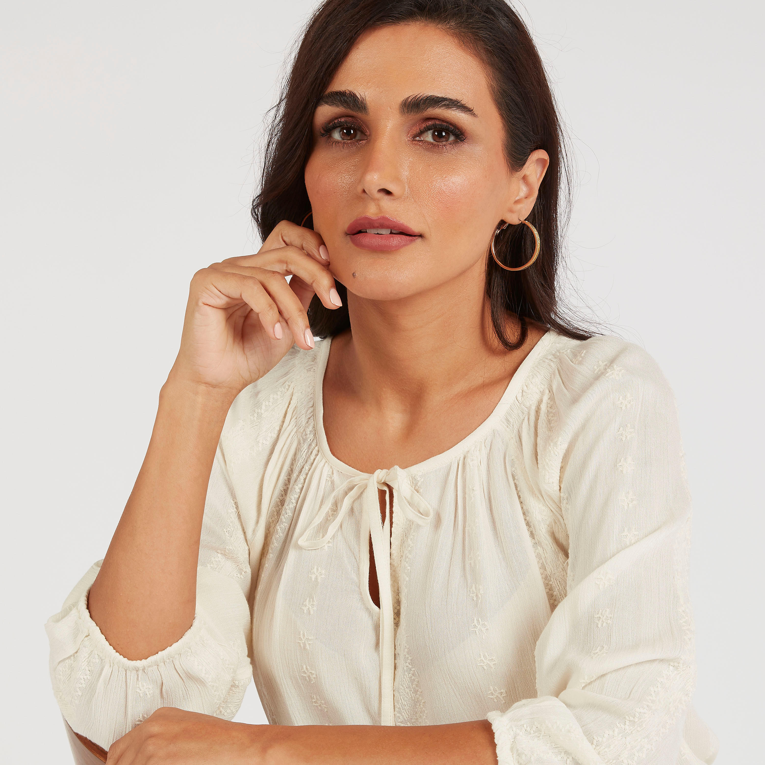 بلوزة بارزة الملمس بأكمام 3/4 وربطة عنق-women-clothing-shirtsandblouses-blouses-image-6