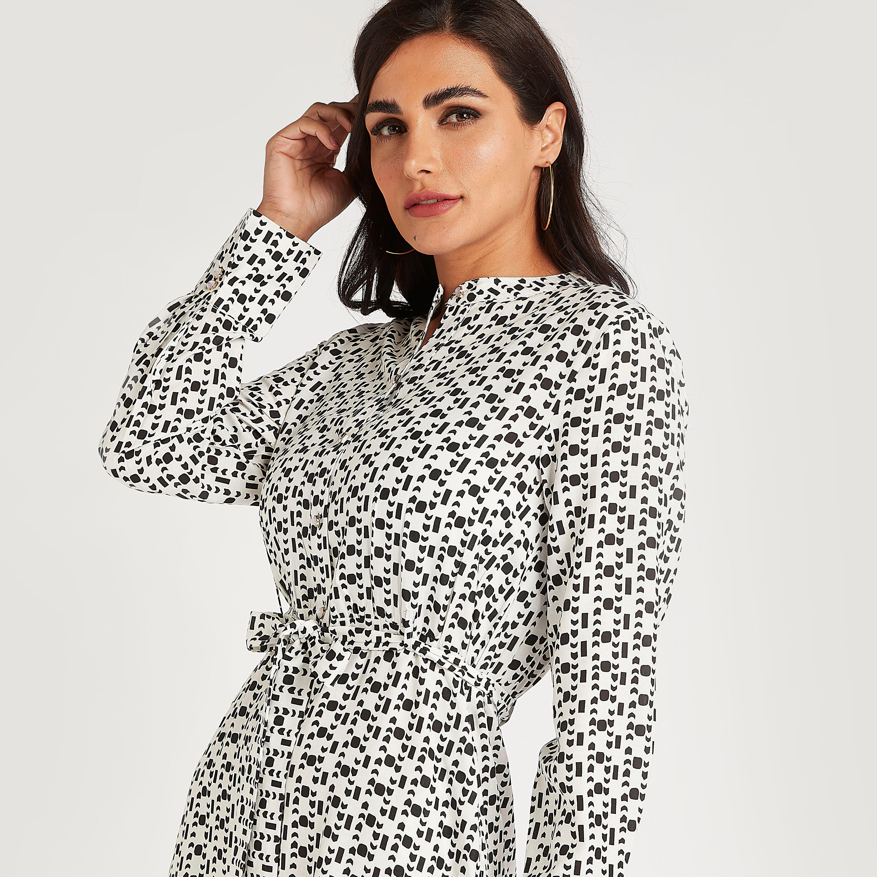 فستان طويل بياقة عالية وطبعات وأكمام طويلة-women-clothing-dresses-image-4