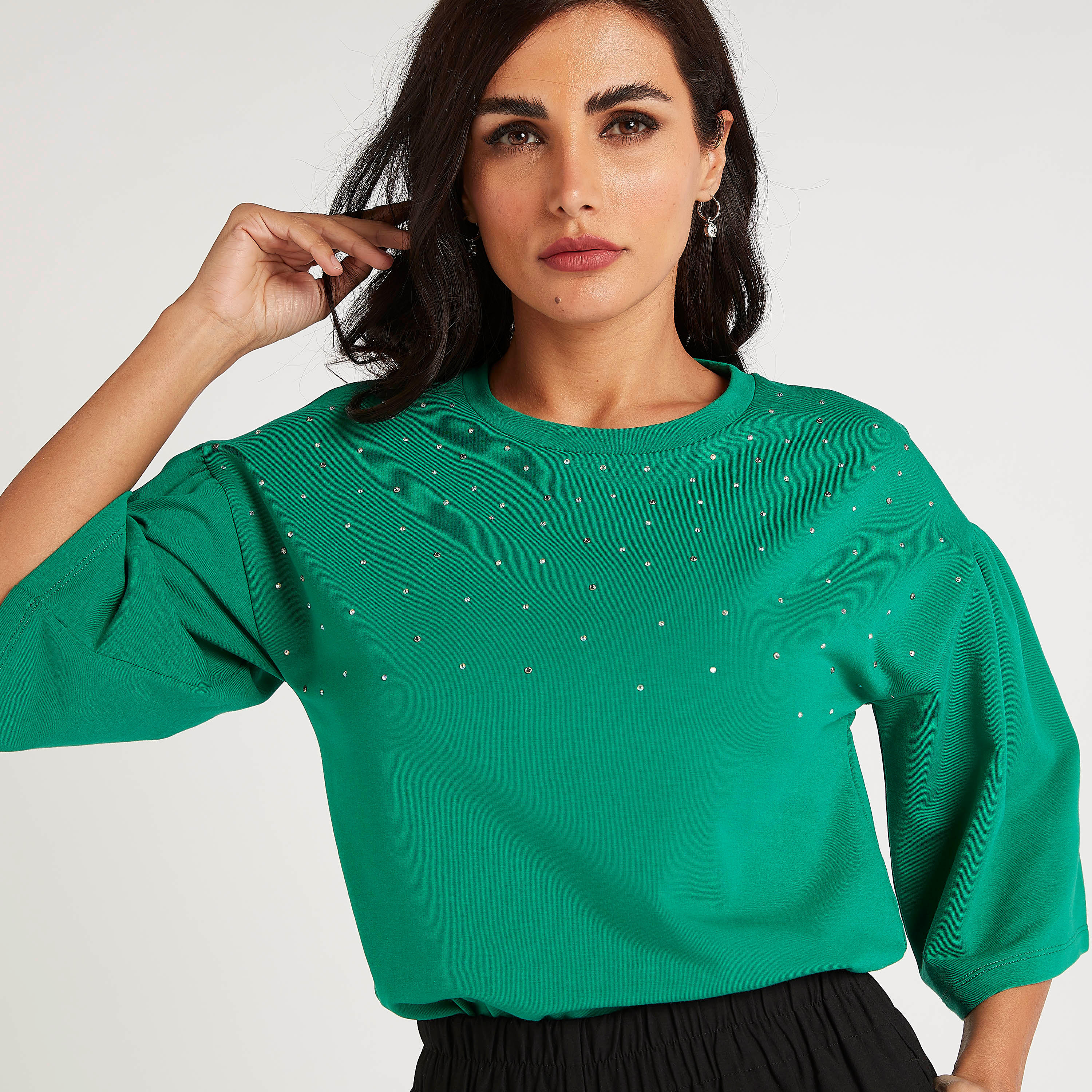 بلوزة مزيّنة بياقة ضيّقة مع أكمام واسعة-women-clothing-shirtsandblouses-blouses-image-1