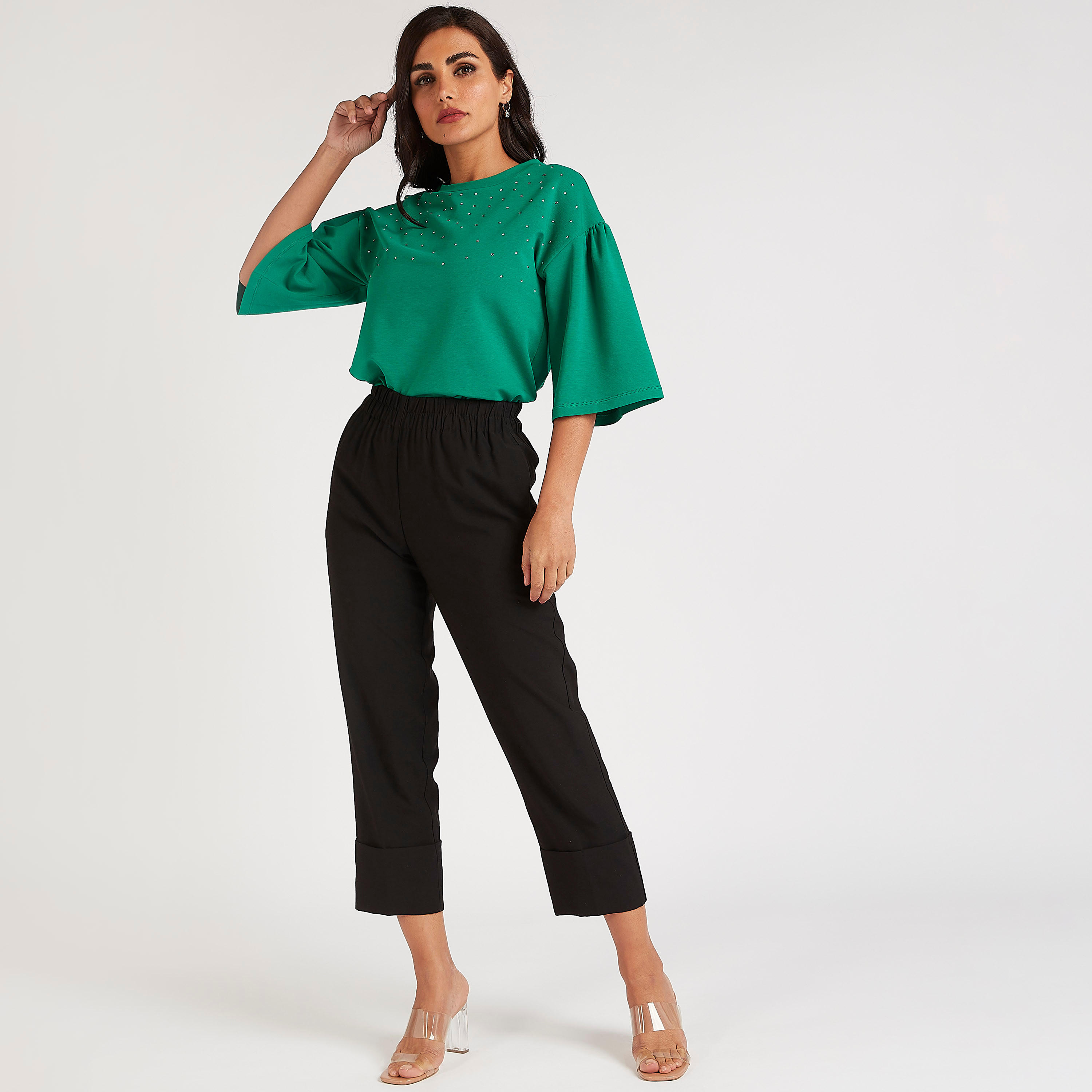 بلوزة مزيّنة بياقة ضيّقة مع أكمام واسعة-women-clothing-shirtsandblouses-blouses-image-2