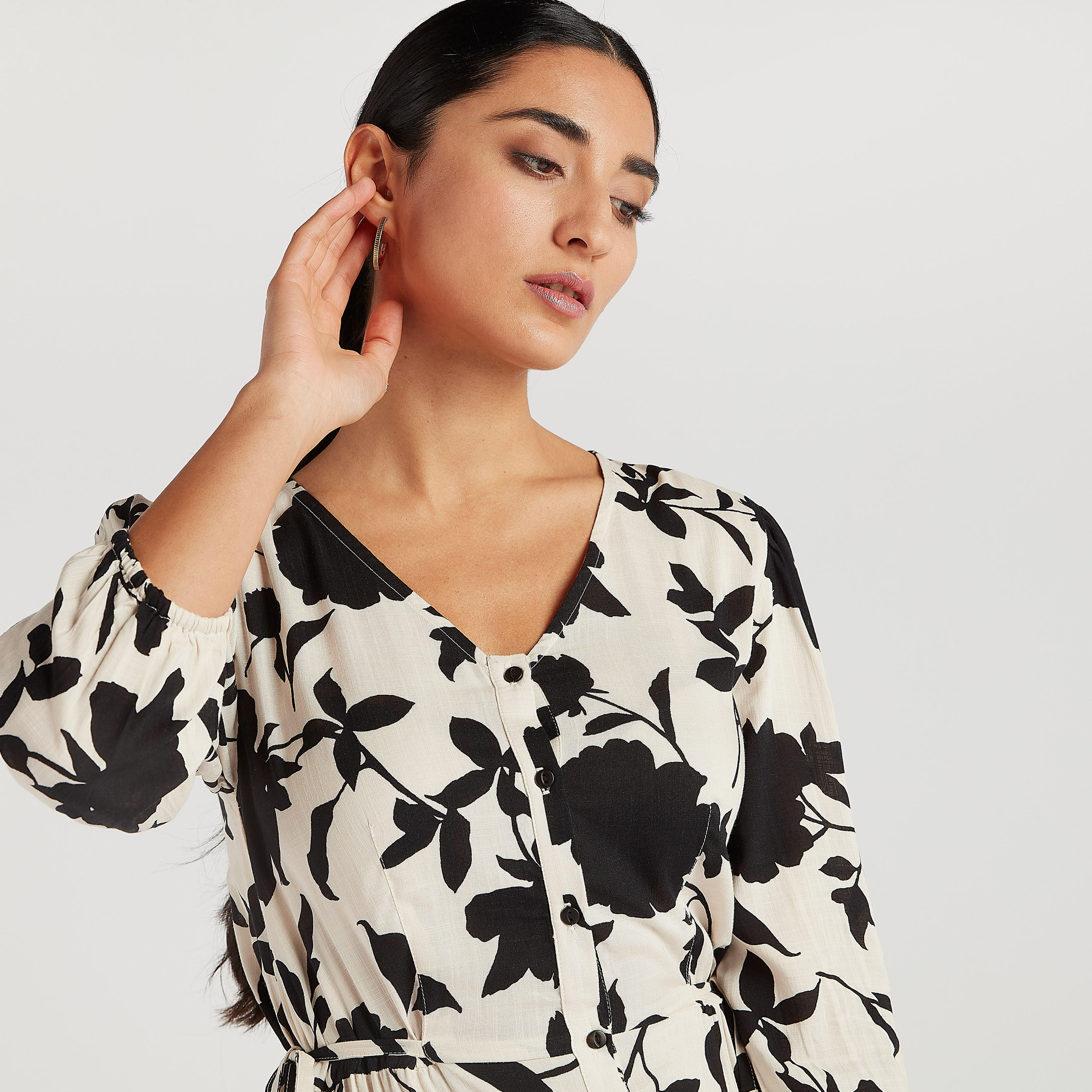 Floral Print V-neck A-line Maxi Dress-women-clothing-dresses-image-3