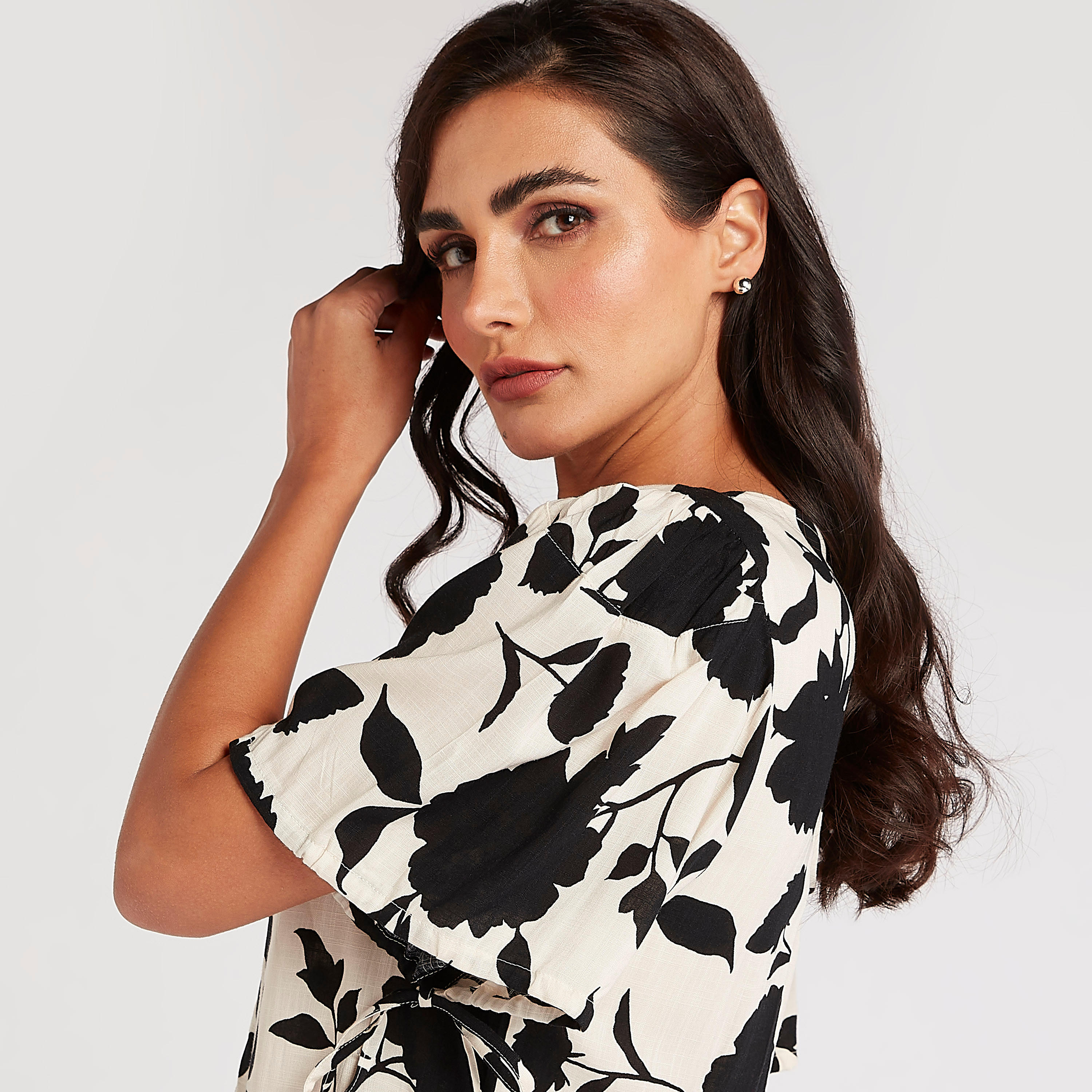Floral Print Top with Cutout Back and V-neck-women-clothing-shirtsandblouses-blouses-image-5