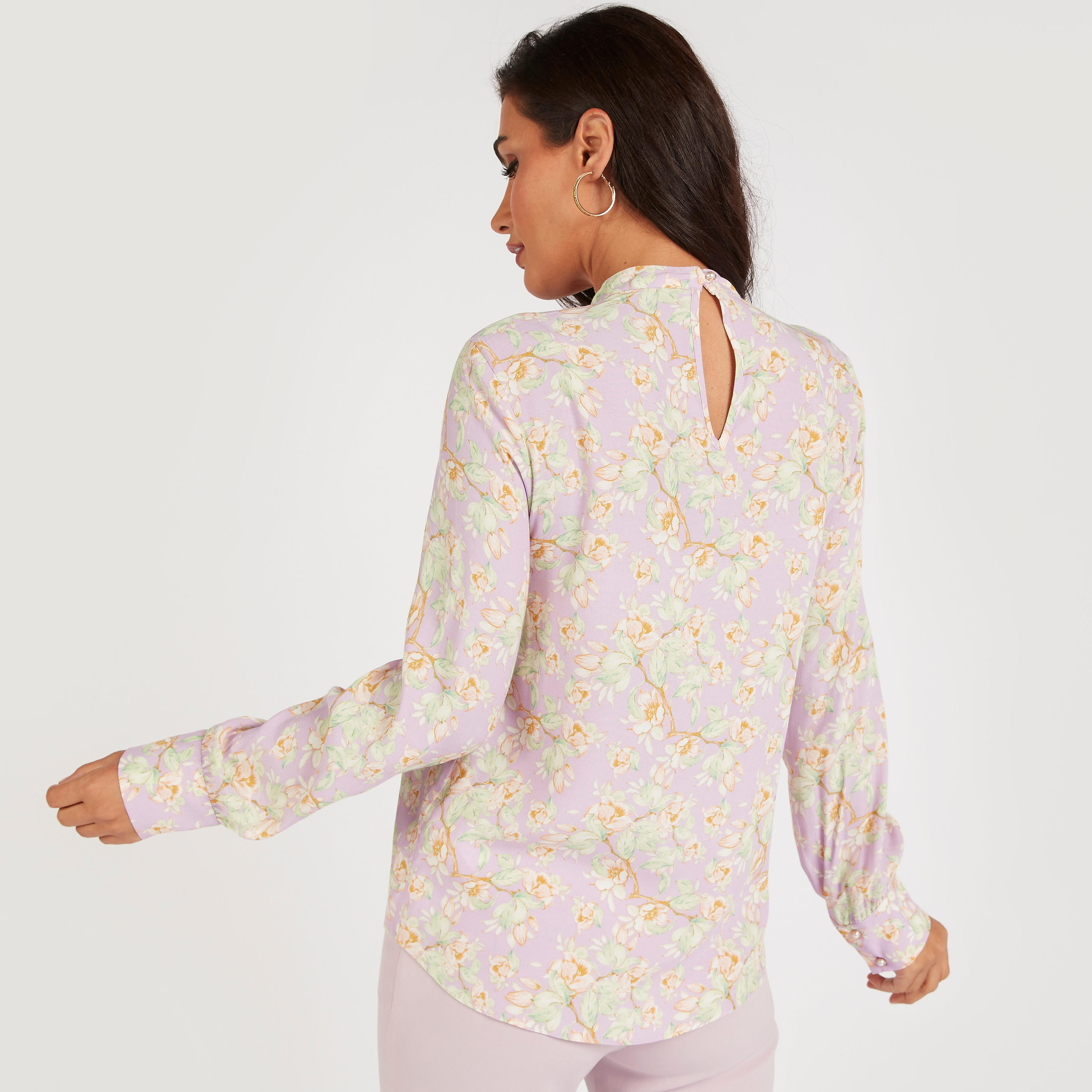 بلوزة بياقة عالية وأكمام طويلة وطبعات أزهار-women-clothing-shirtsandblouses-blouses-image-4