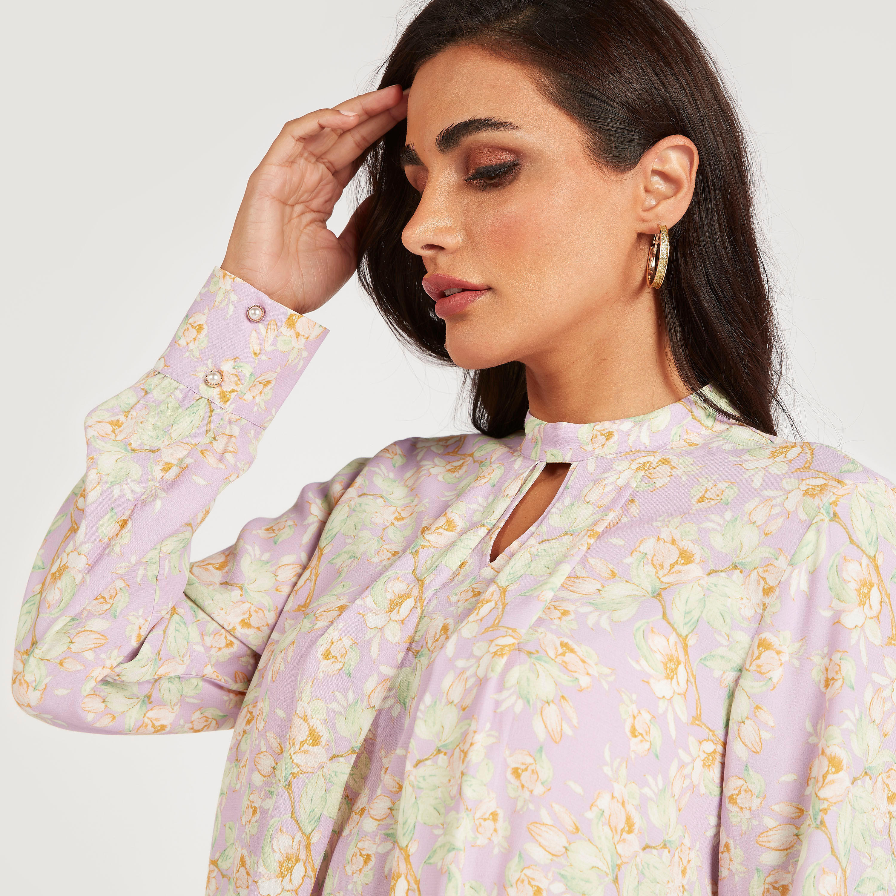 بلوزة بياقة عالية وأكمام طويلة وطبعات أزهار-women-clothing-shirtsandblouses-blouses-image-5