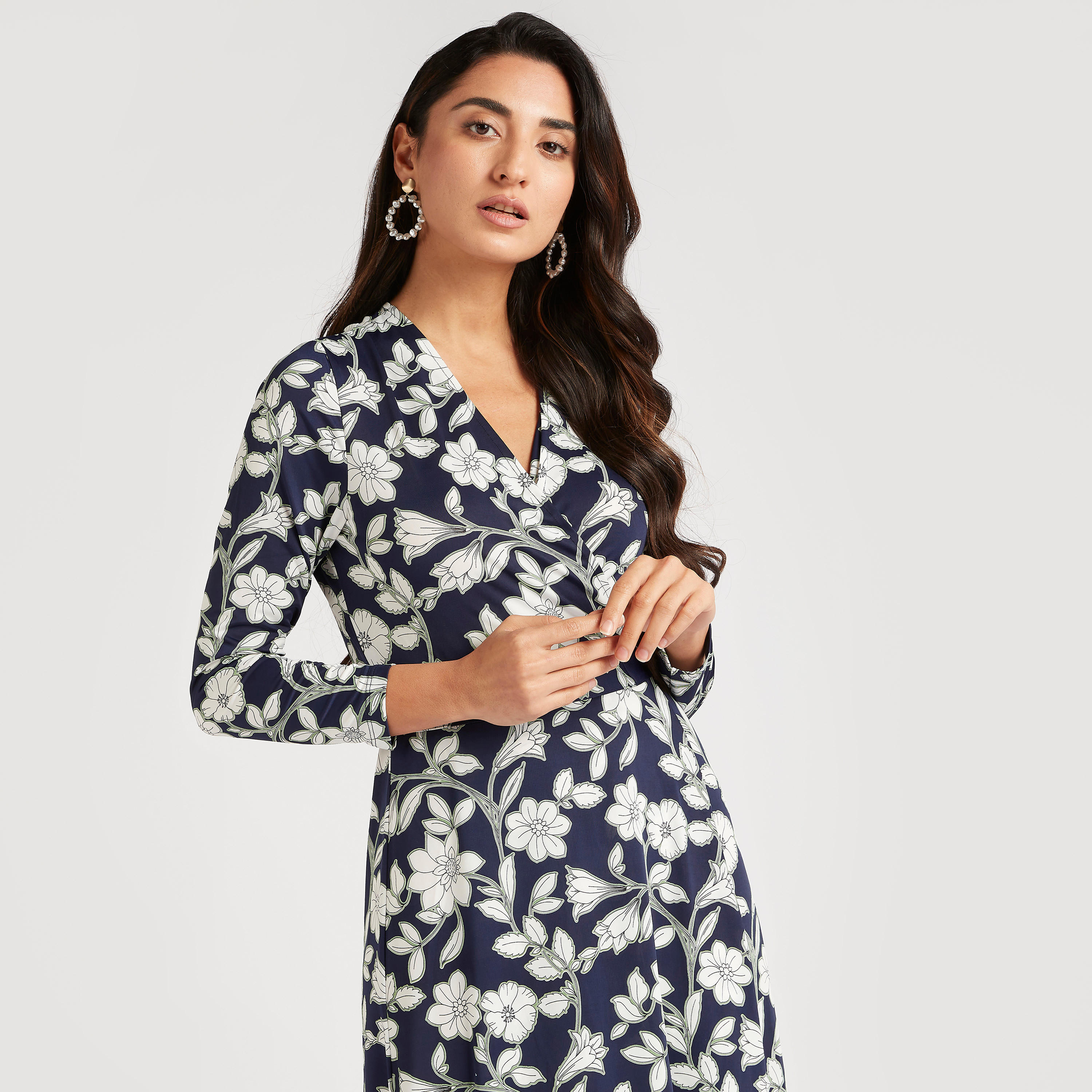 فستان إيه لاين طويل بياقة V وأكمام طويلة و طبعات أزهار-women-clothing-dresses-image-6