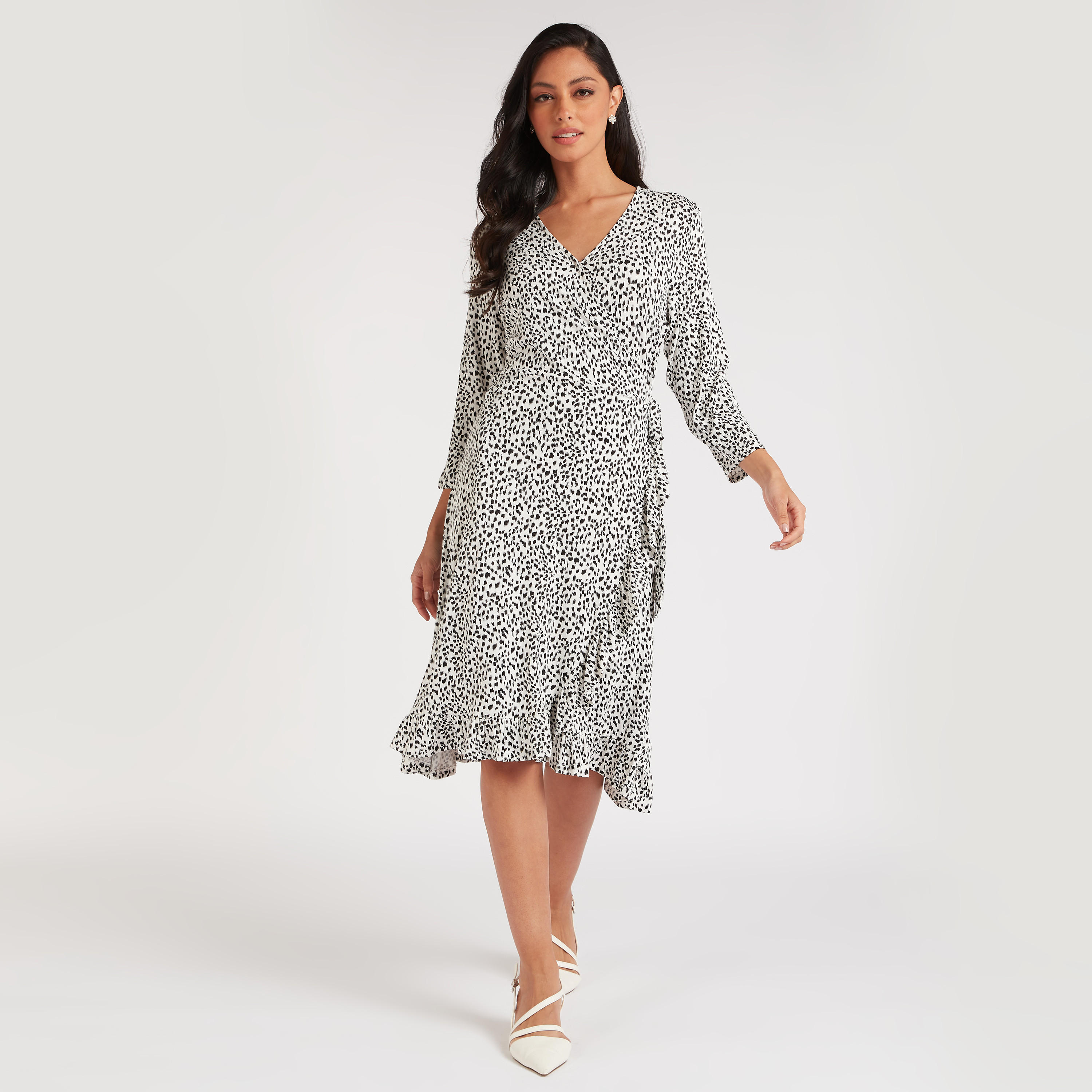 فستان ملفوف ميدي بطبعات وياقة v وكشكشة-women-clothing-dresses-image-6
