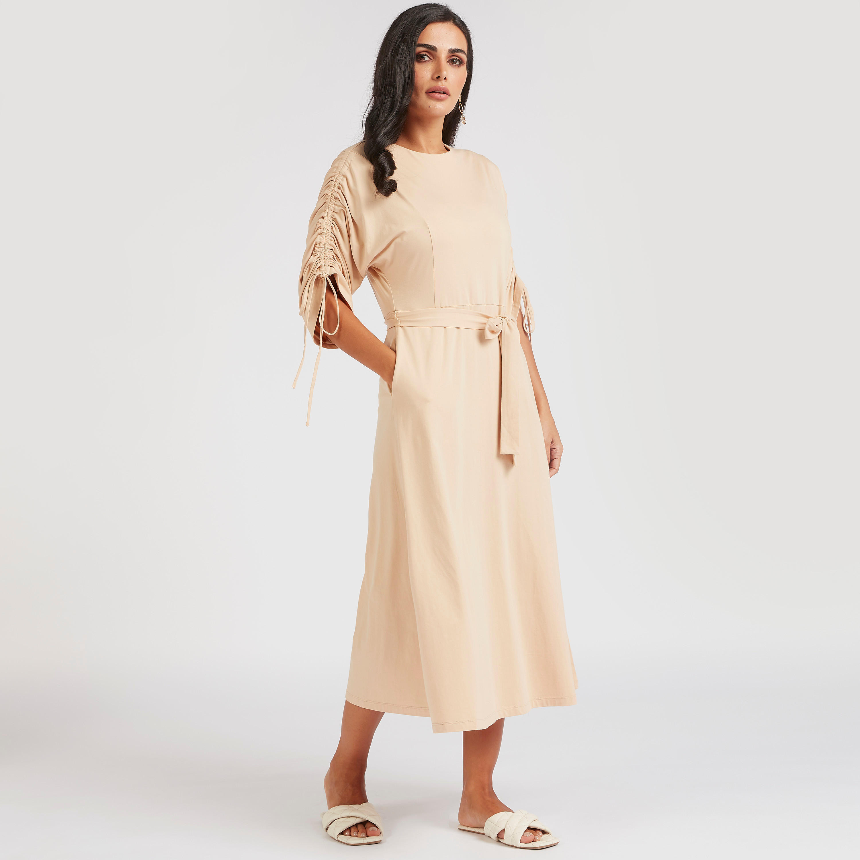 فستان ميدي إيه لاين سادة بكسرات وجيوب-women-clothing-dresses-image-1