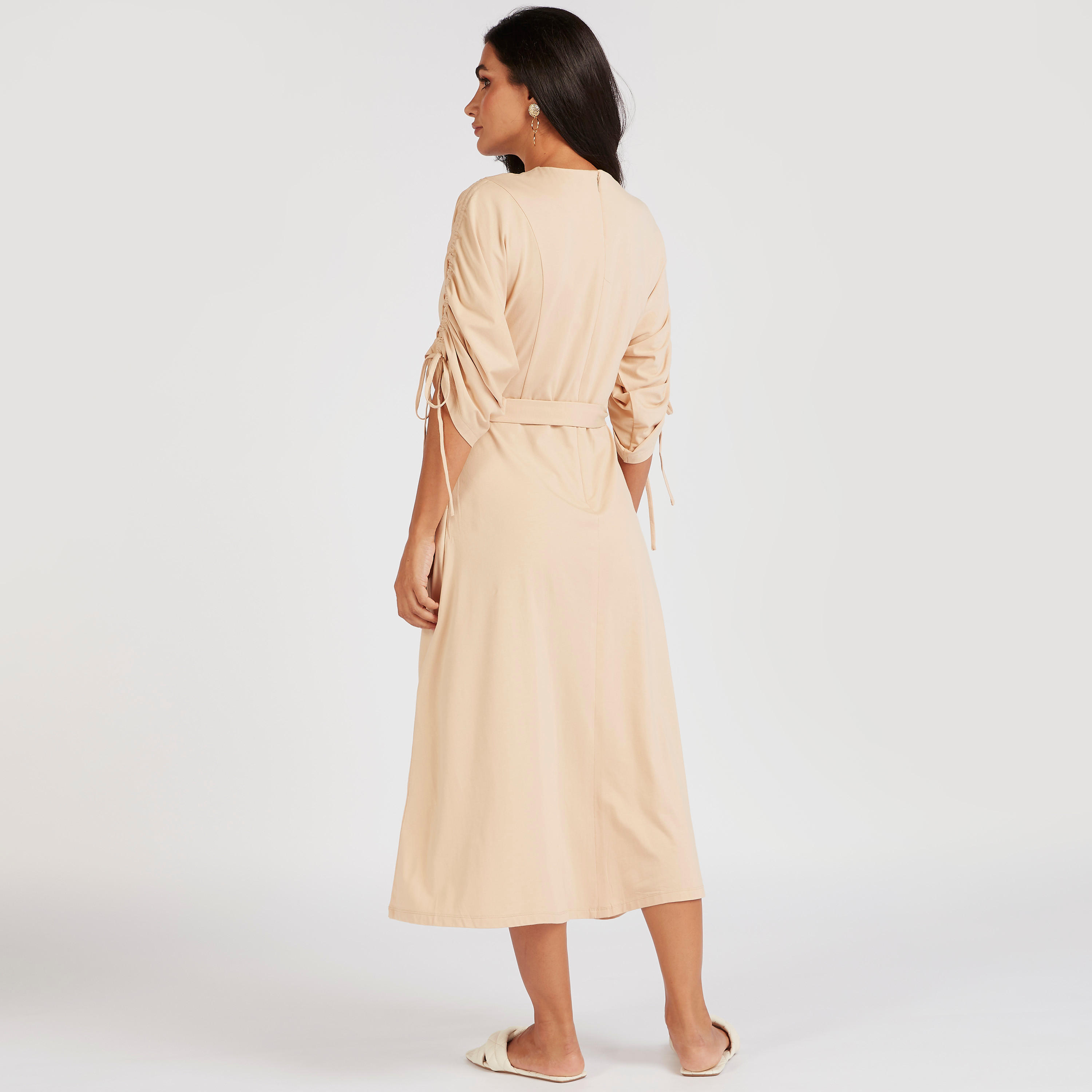 فستان ميدي إيه لاين سادة بكسرات وجيوب-women-clothing-dresses-image-4