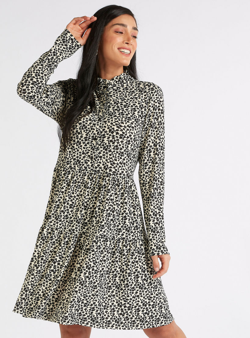 فستان إيه لاين قصير بطبعات أزهار وياقة عالية وأكمام طويلة-women-clothing-dresses-image-1