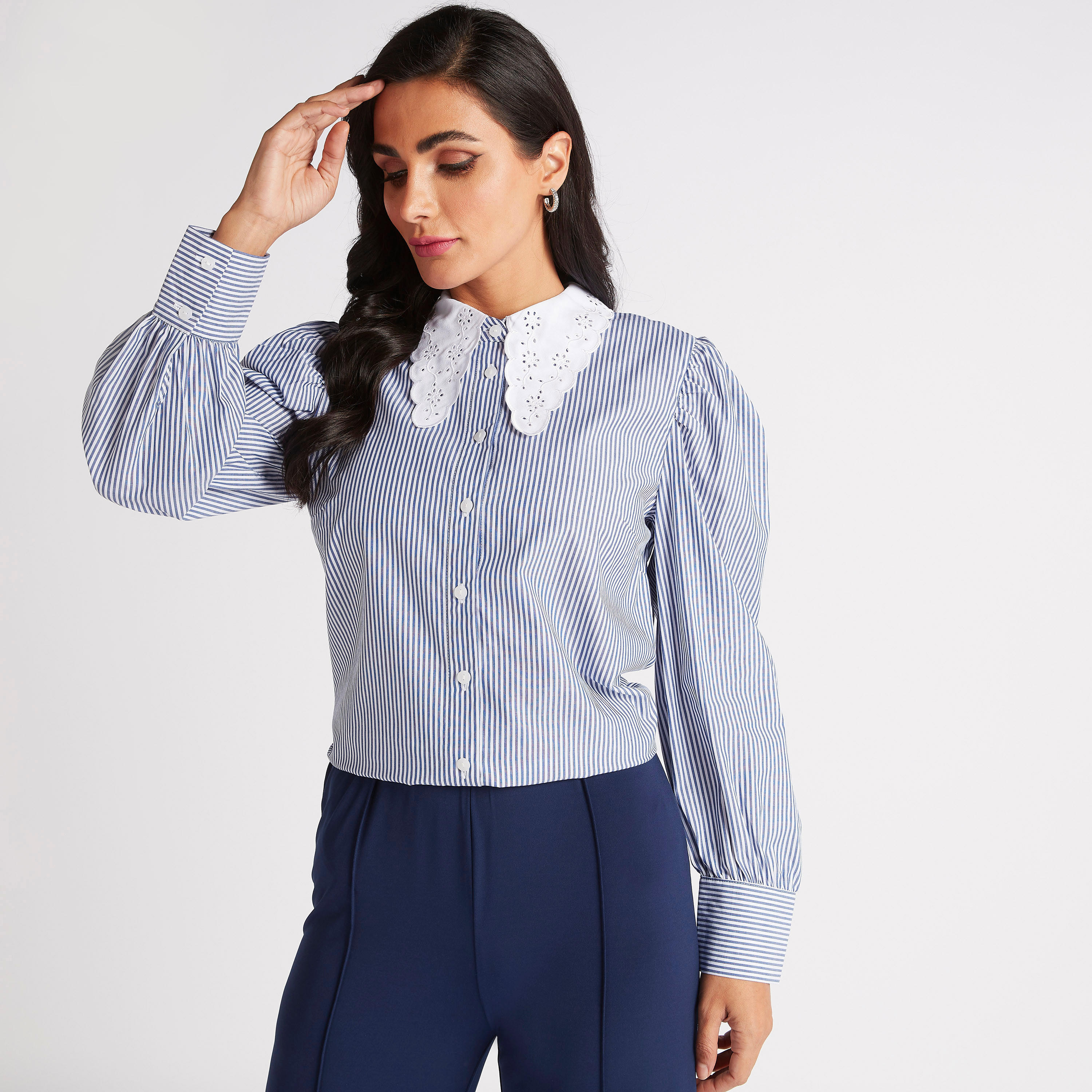 قميص مقلّم بياقة مطرّزة وأكمام بيشوب-women-clothing-shirtsandblouses-shirts-image-1