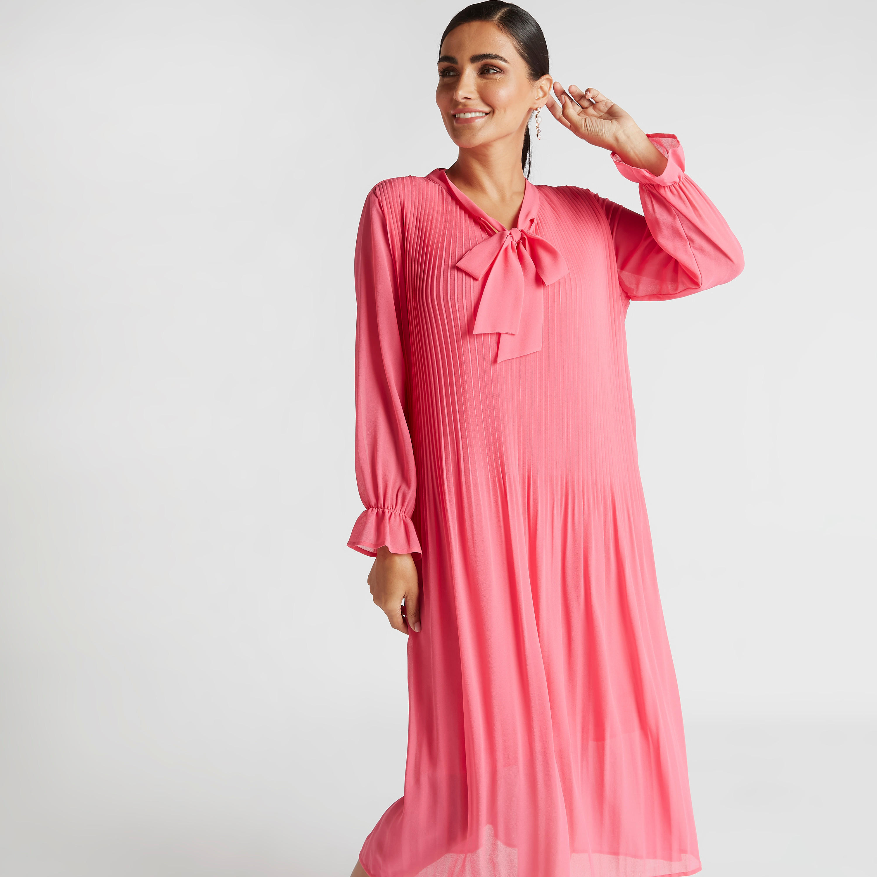 فستان ميدي إيه لاين بكُسرات وياقة رباط وأكمام طويلة-women-clothing-dresses-image-2