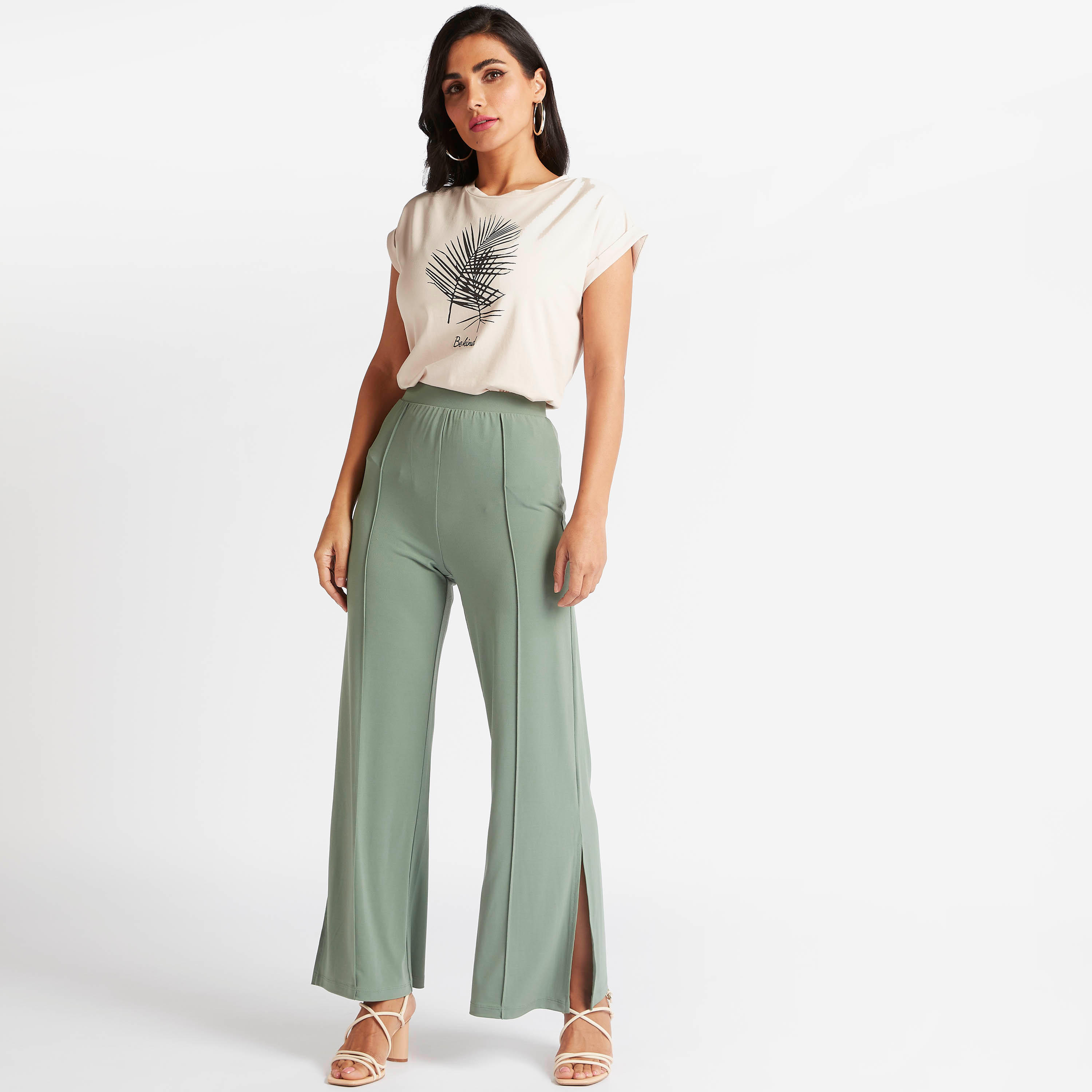 بنطلون بالازو سادة بخصر متوسّط الارتفاع وفتحات جانبيّة-women-clothing-bottoms-trousers-image-4