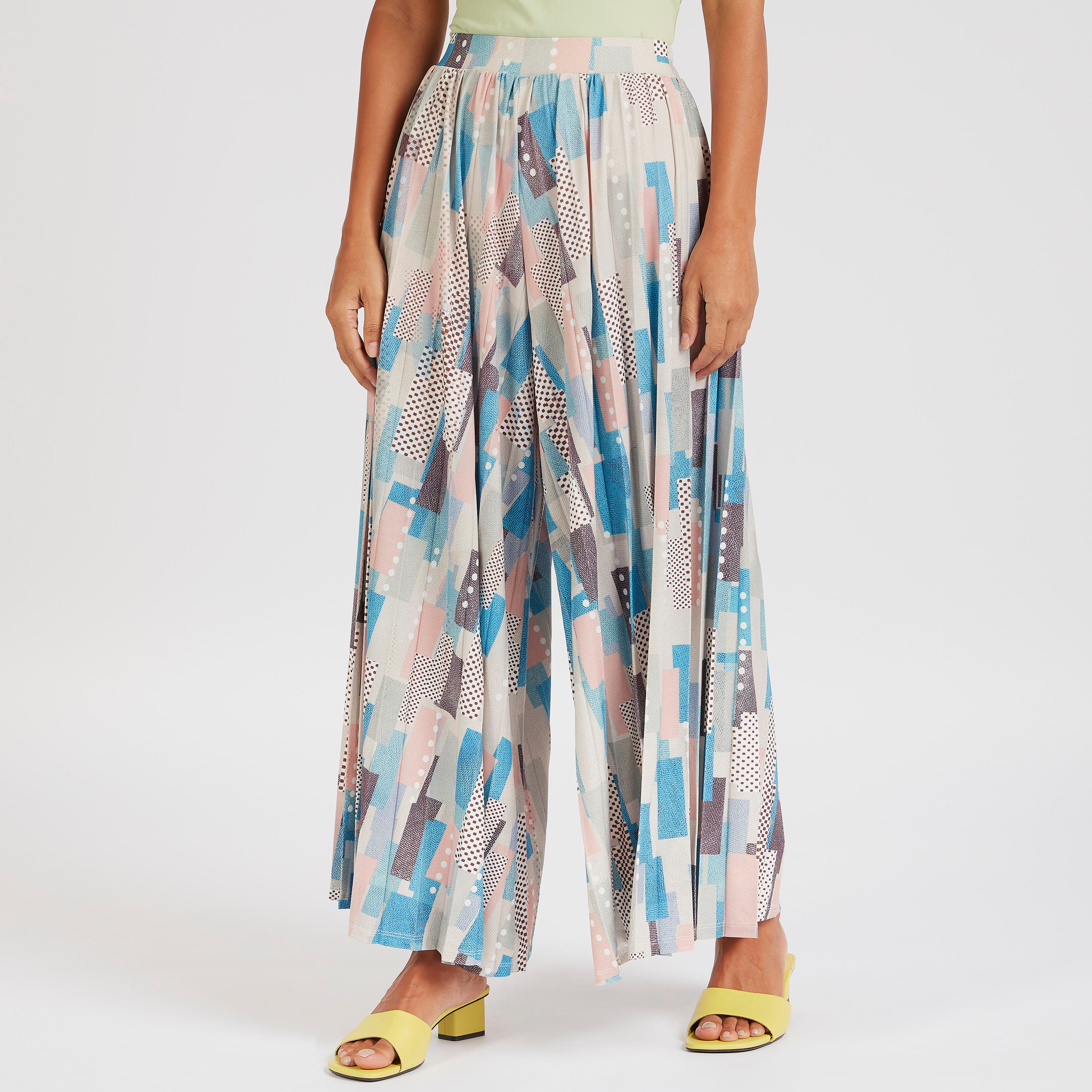 بنطلون بالازو بخصر مطّاطي متوسّط الارتفاع وطبعات-women-clothing-bottoms-trousers-image-4
