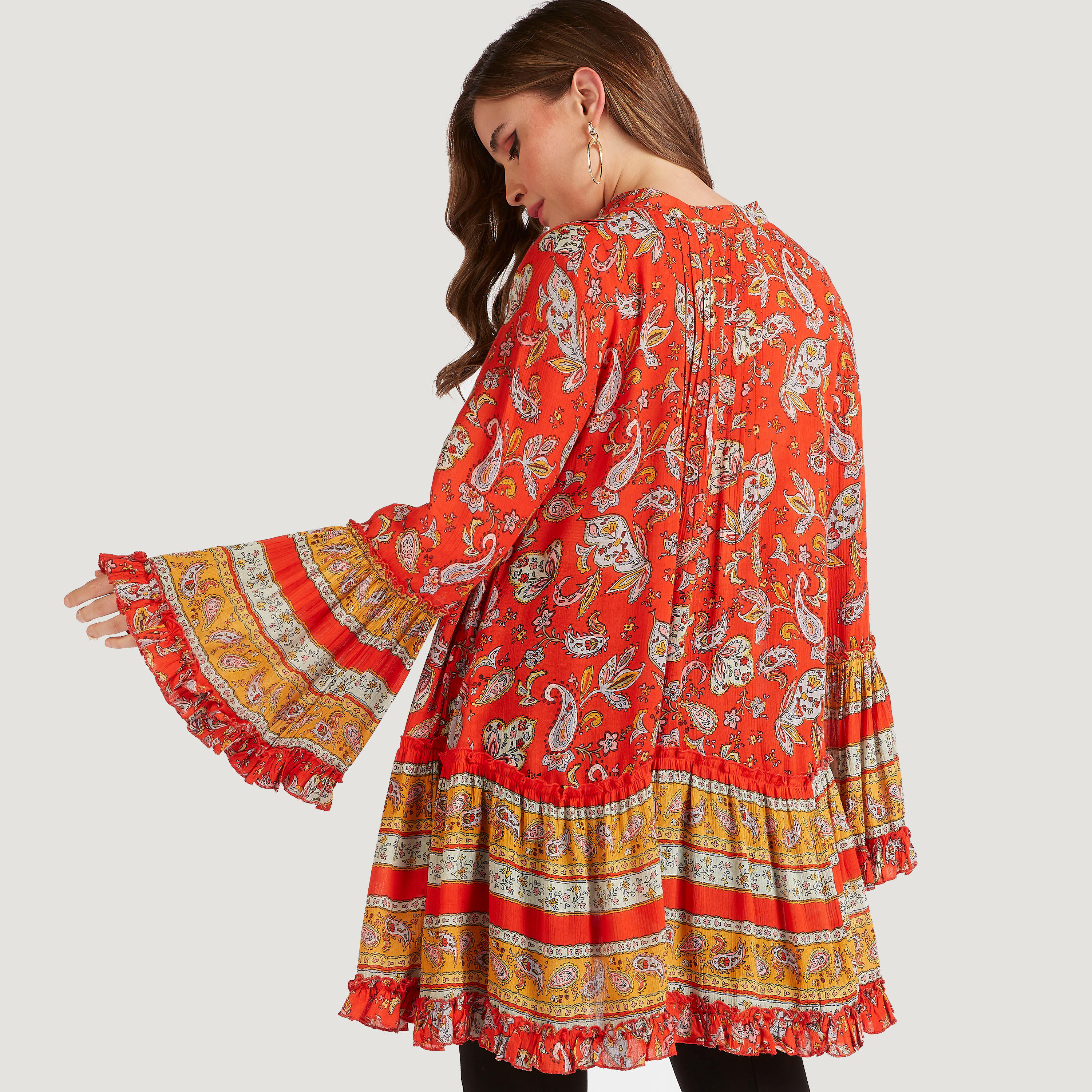 تونيك بياقة ماندارين وأكمام واسعة وطبعات بيزلي-women-clothing-shirtsandblouses-blouses-image-4