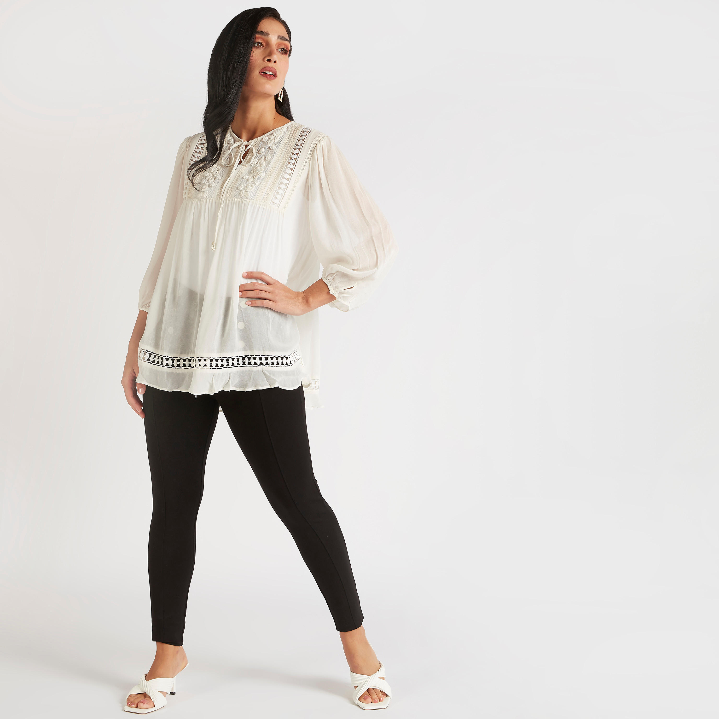 بلوزة مطرّزة بأكمام 3/4 وياقة بأربطة-women-clothing-shirtsandblouses-blouses-image-2