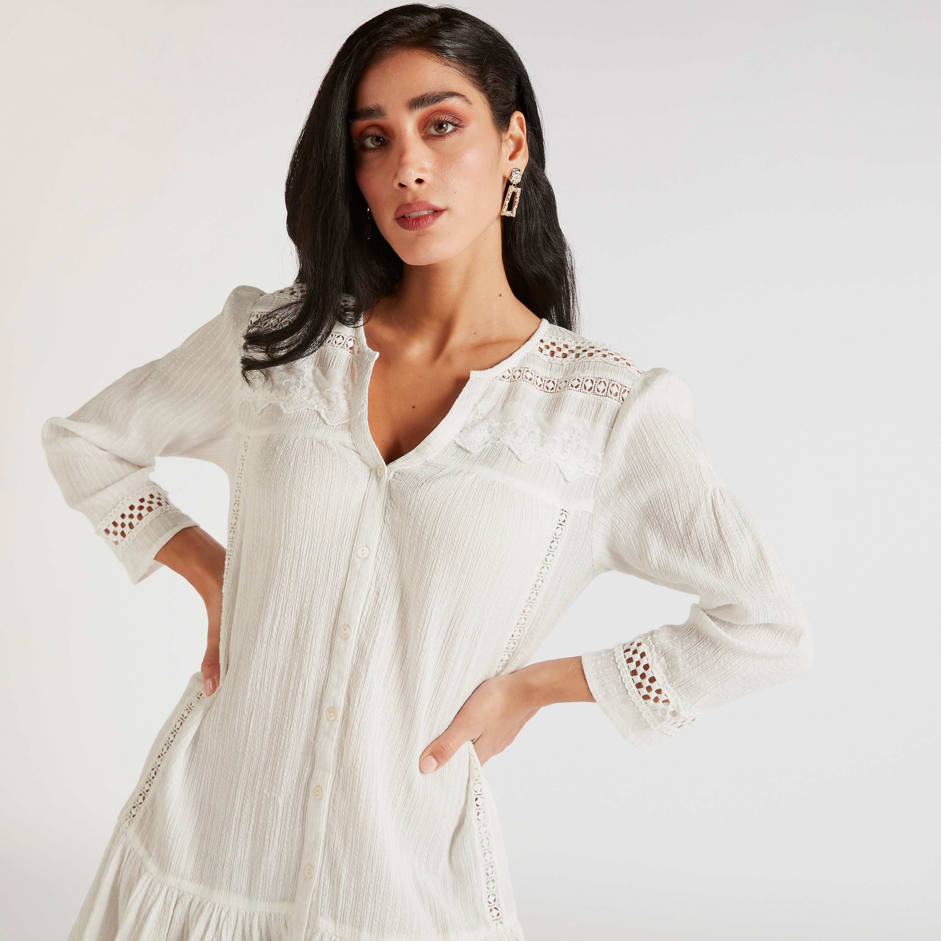 تونيك بارز الملمس بأكمام طويلة وياقة ماندارين وتفاصيل دانتيل-women-clothing-shirtsandblouses-blouses-image-3