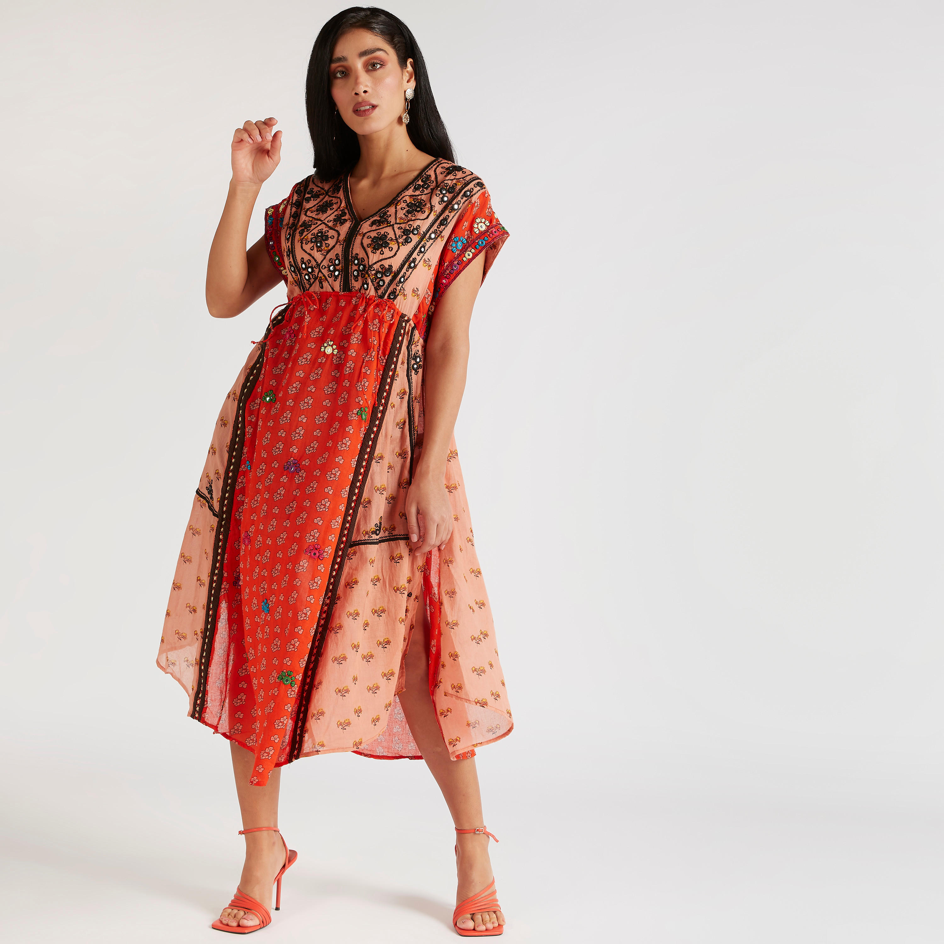 فستان ميدي إيه لاين بطبعات وياقة v وأكمام كاب-women-clothing-dresses-image-2