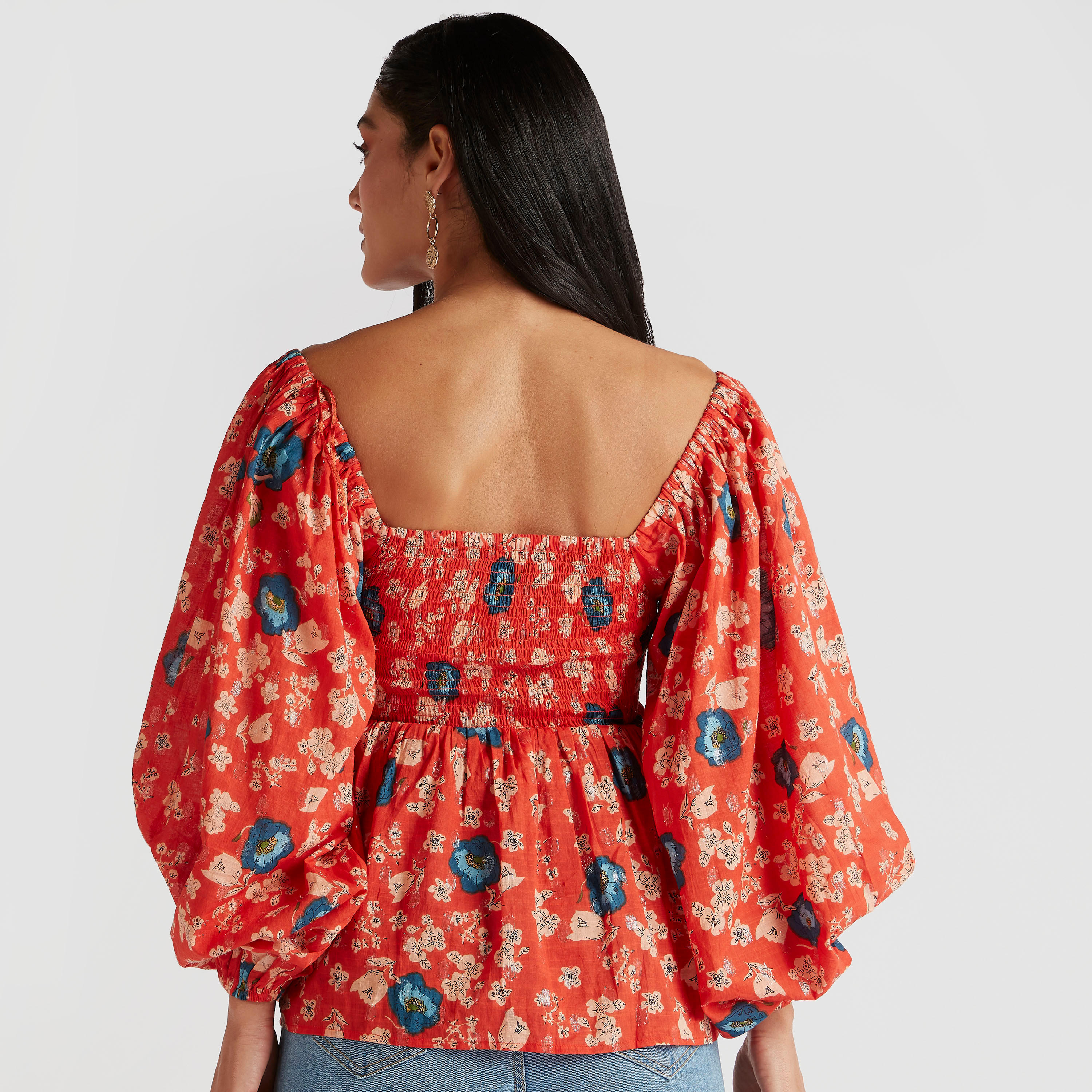 بلوزة بيبلوم بياقة باردو وأكمام طويلة وطبعات زهرية-women-clothing-shirtsandblouses-blouses-image-4