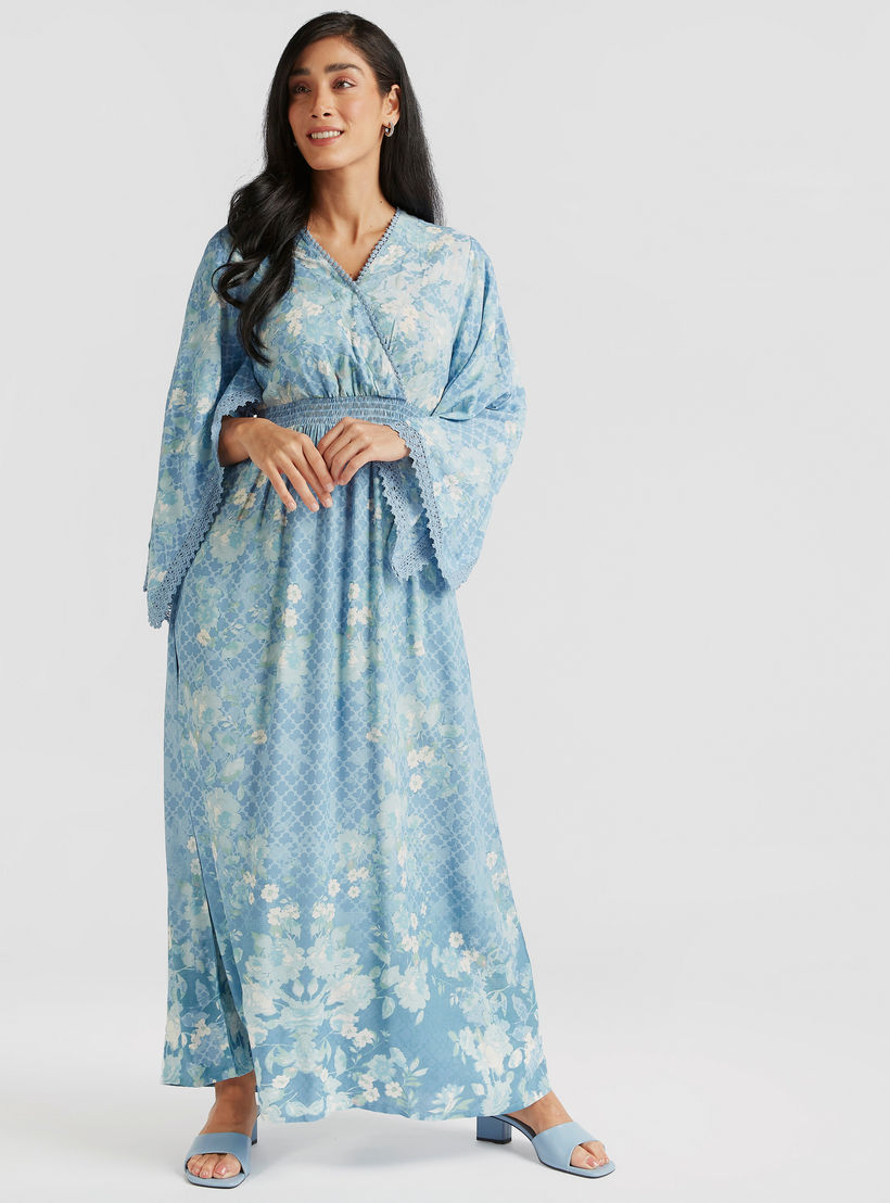 فستان طويل بطبعات أزهار وأكمام واسعة وتفاصيل دانتيل-women-clothing-dresses-image-1
