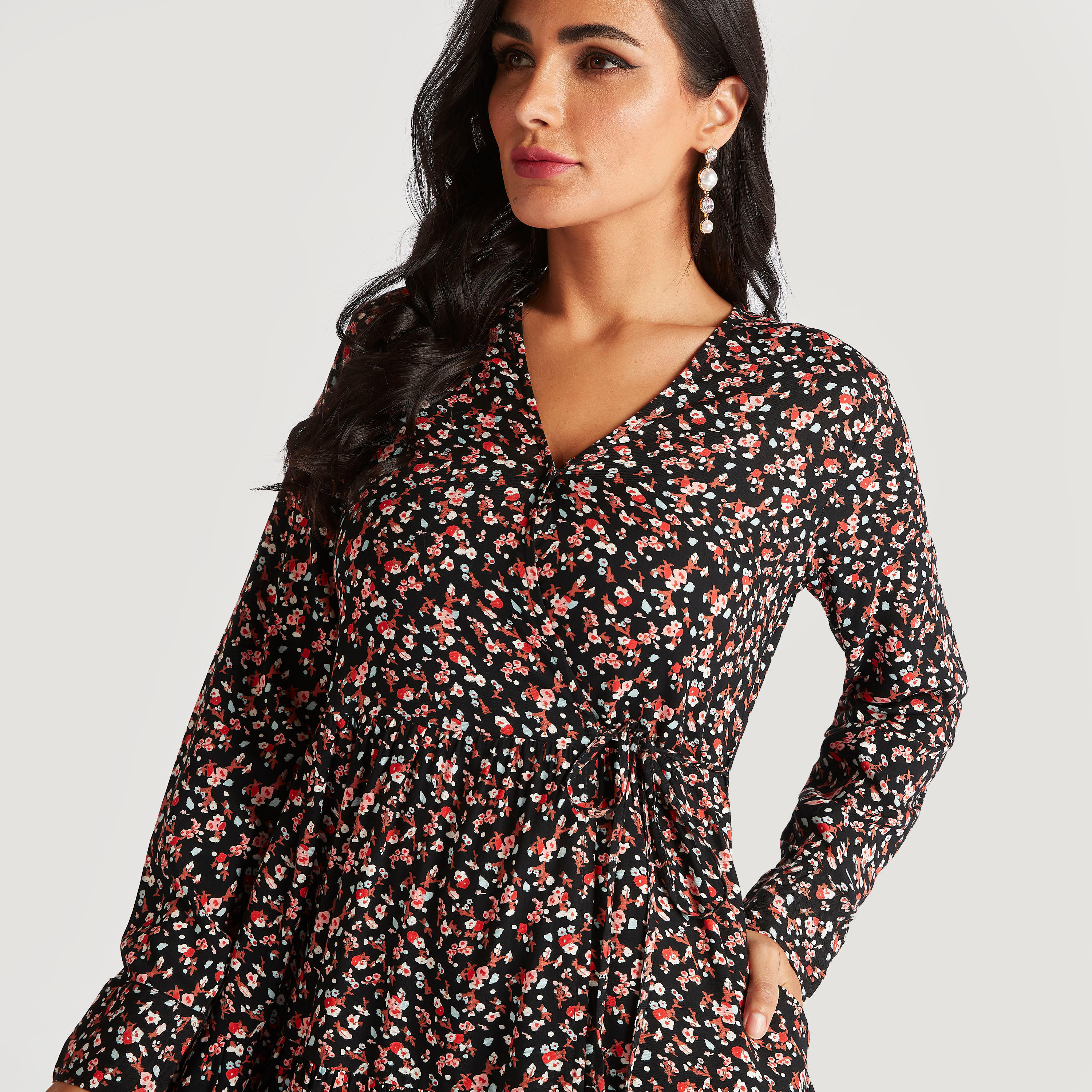 فستان ميدي ملفوف بأربطة وجيوب وطبعات أزهار-women-clothing-dresses-image-3