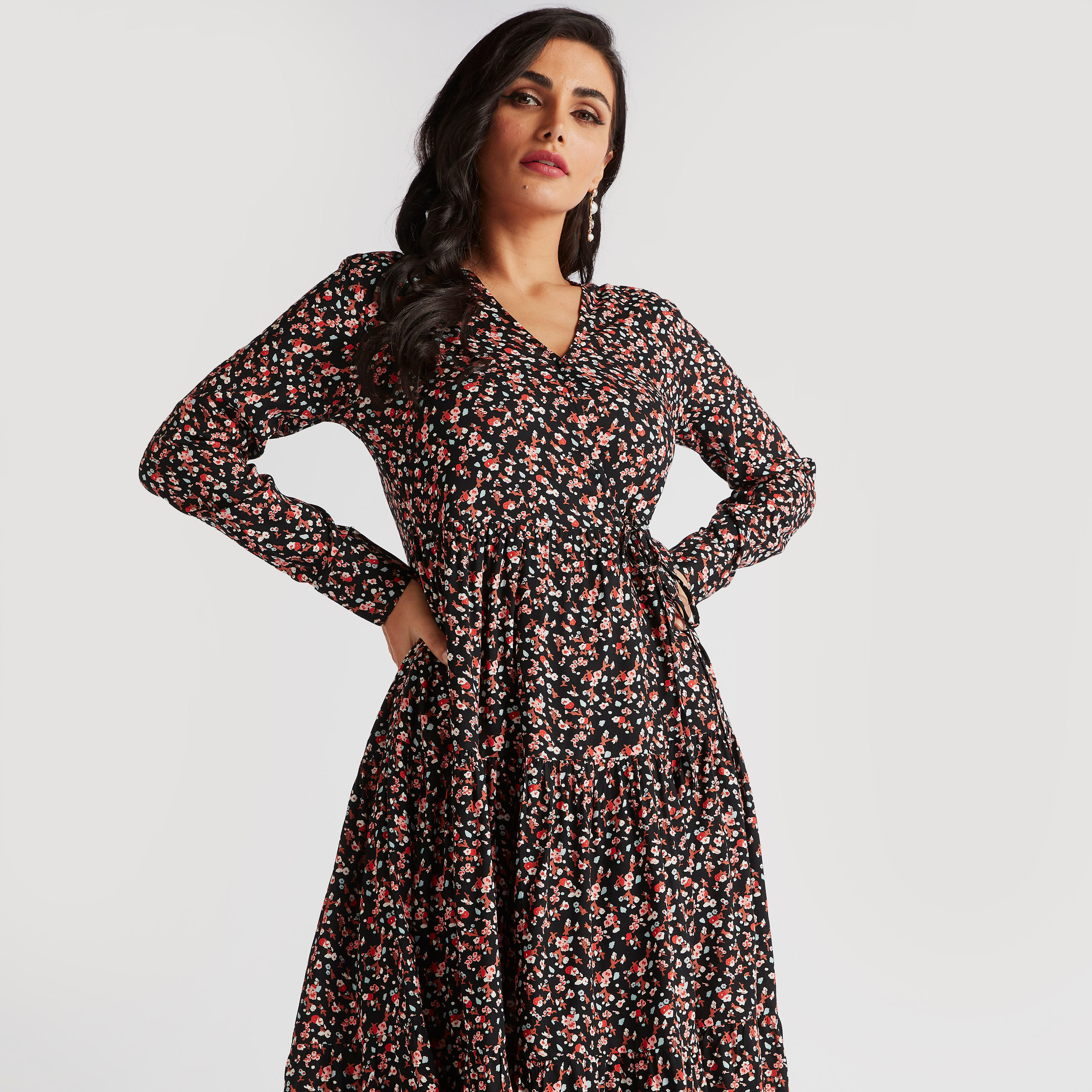 فستان ميدي ملفوف بأربطة وجيوب وطبعات أزهار-women-clothing-dresses-image-6