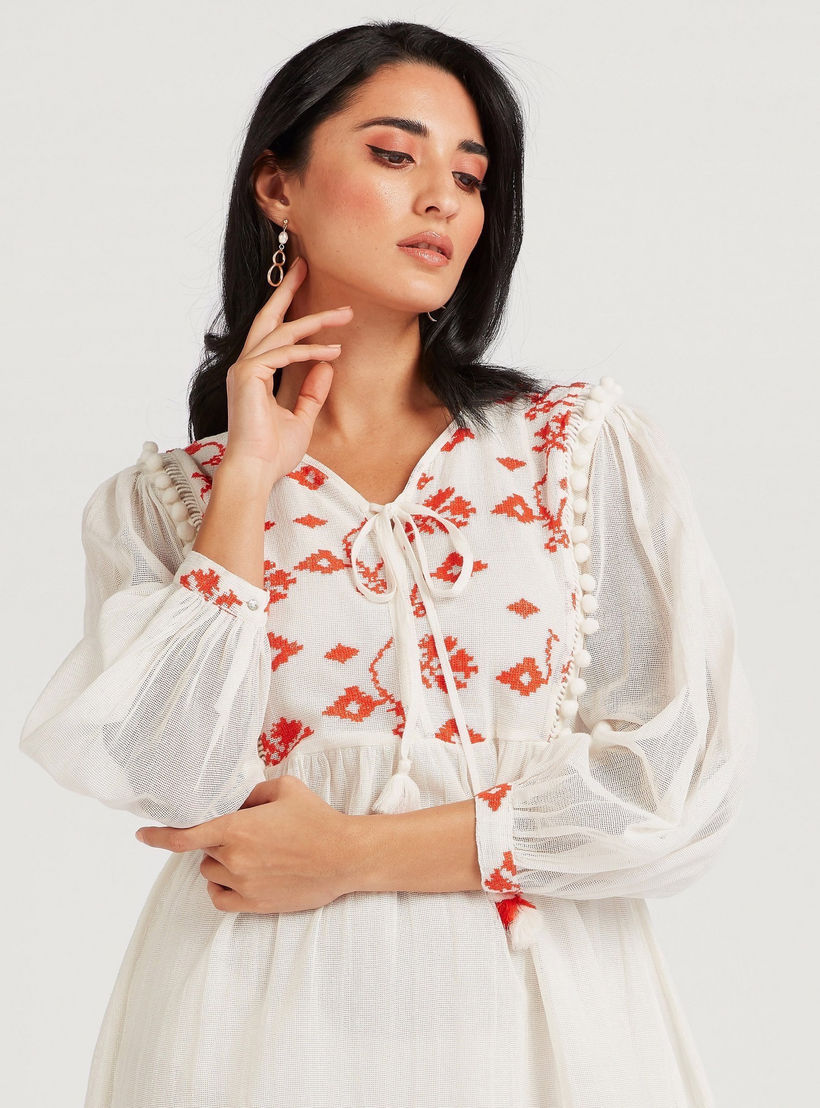 فستان ميدي إيه لاين مطرز بياقة V وأكمام طويلة-women-clothing-dresses-image-5