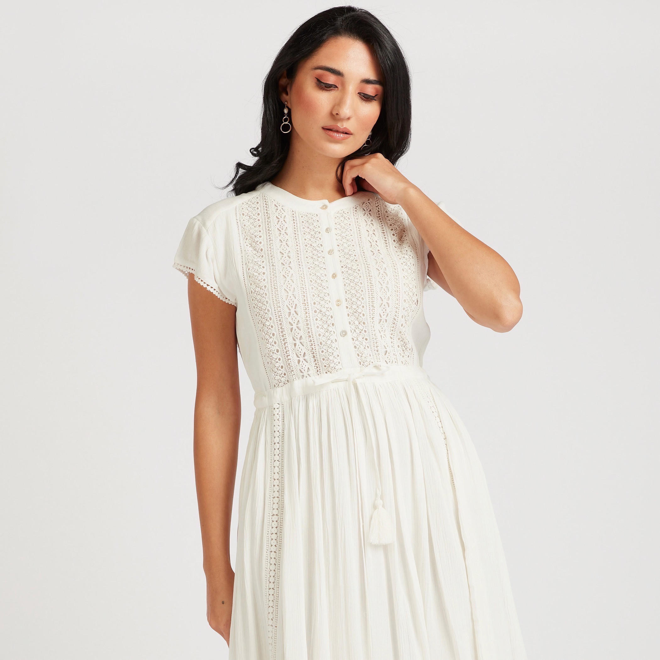 فستان ميدي إيه لاين مطرّأ بأربطة على الخصر-women-clothing-dresses-image-5