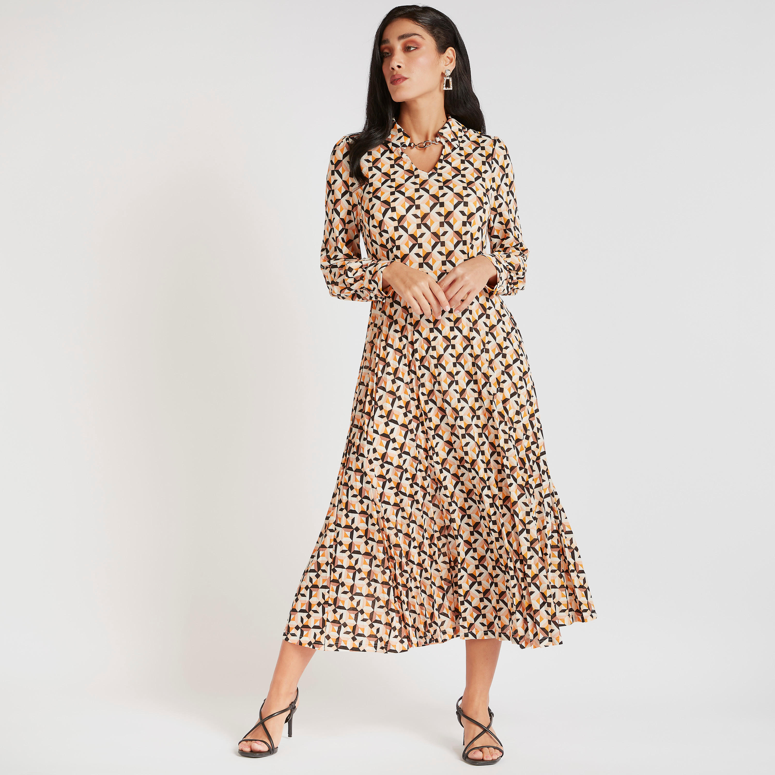 فستان ميدي إيه لاين بطبعات هندسية بياقة ماندارين وأكمام طويلة-women-clothing-dresses-image-1