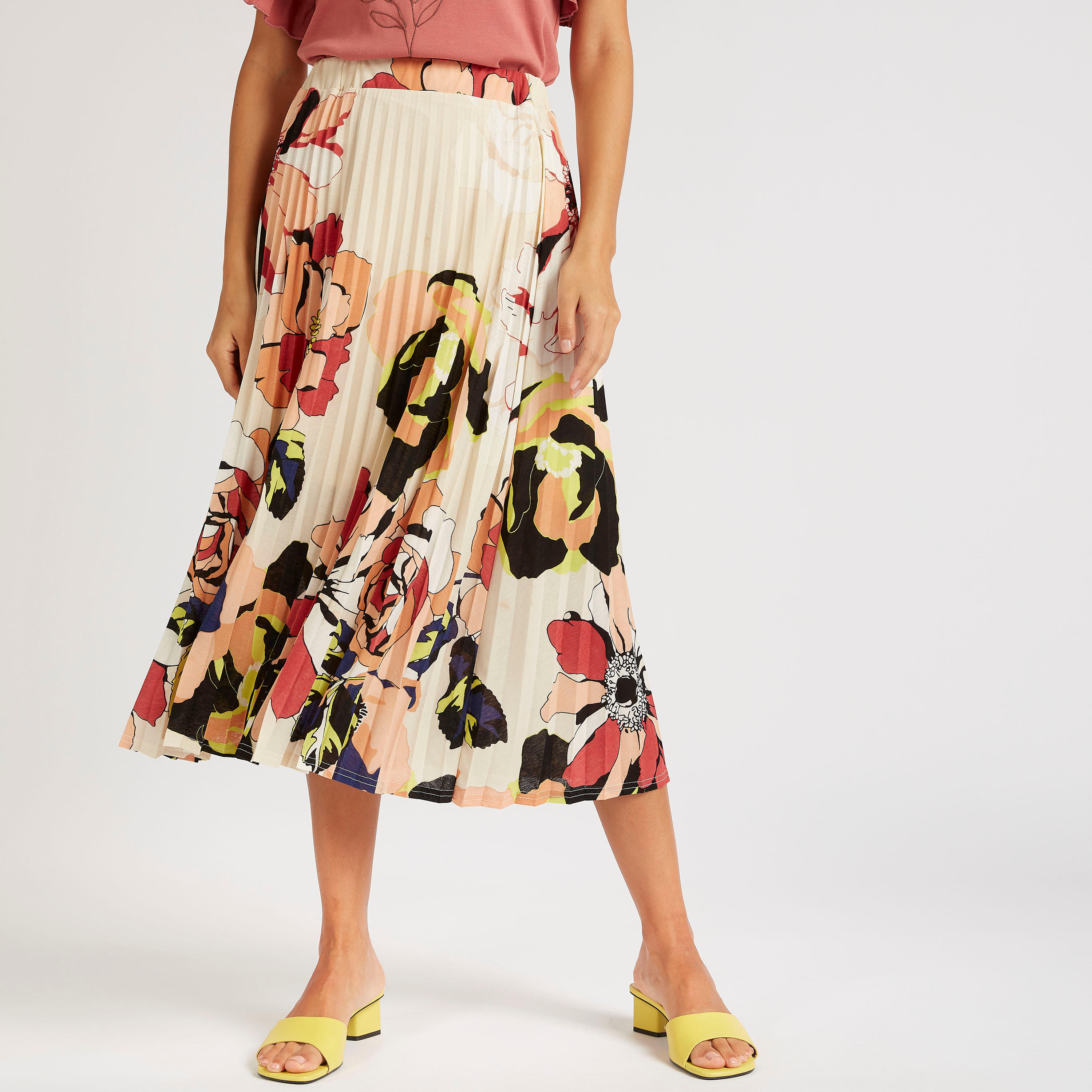تنورة ميدي إيه لاين بثنايا وطبعات زهور وخصر مطاطي-women-clothing-bottoms-skirts-image-1