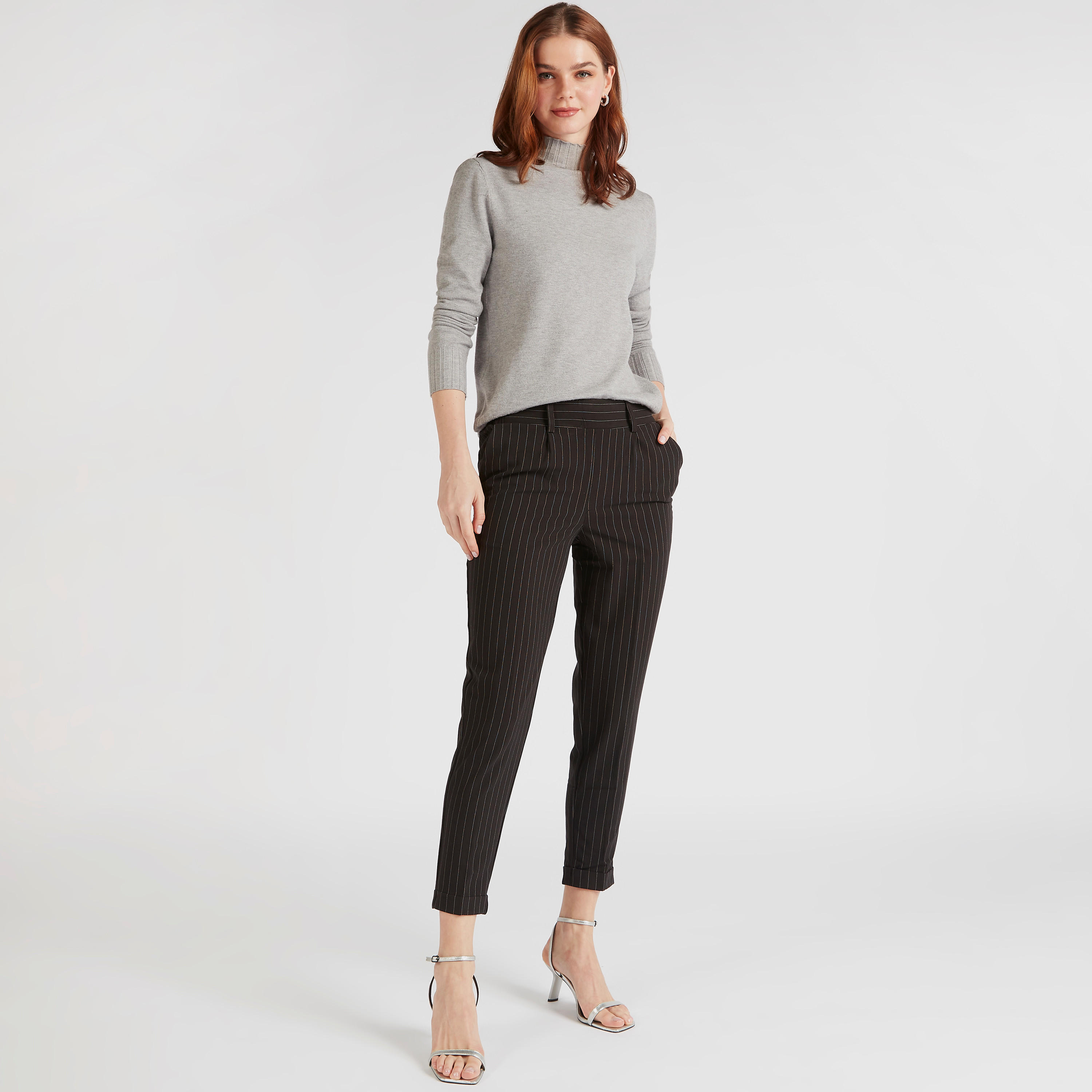 بنطلون مقلم بجيوب وخصر مطاطي-women-clothing-bottoms-trousers-image-2